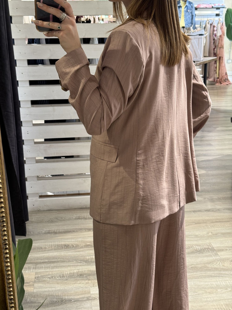 Completo giacca monopetto+pantalone gamba dritta Tensione In - GiuGiò | Shop online