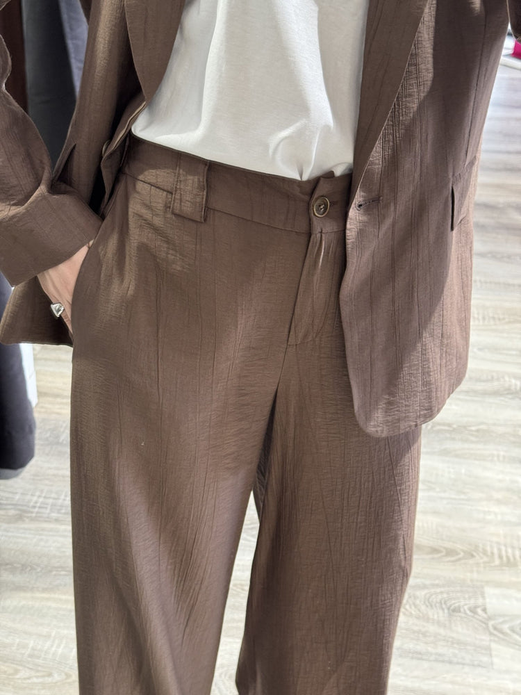 Completo giacca monopetto+pantalone gamba dritta Tensione In - GiuGiò | Shop online