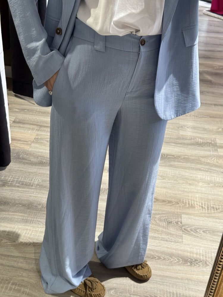 Completo giacca monopetto+pantalone gamba dritta Tensione In - GiuGiò | Shop online