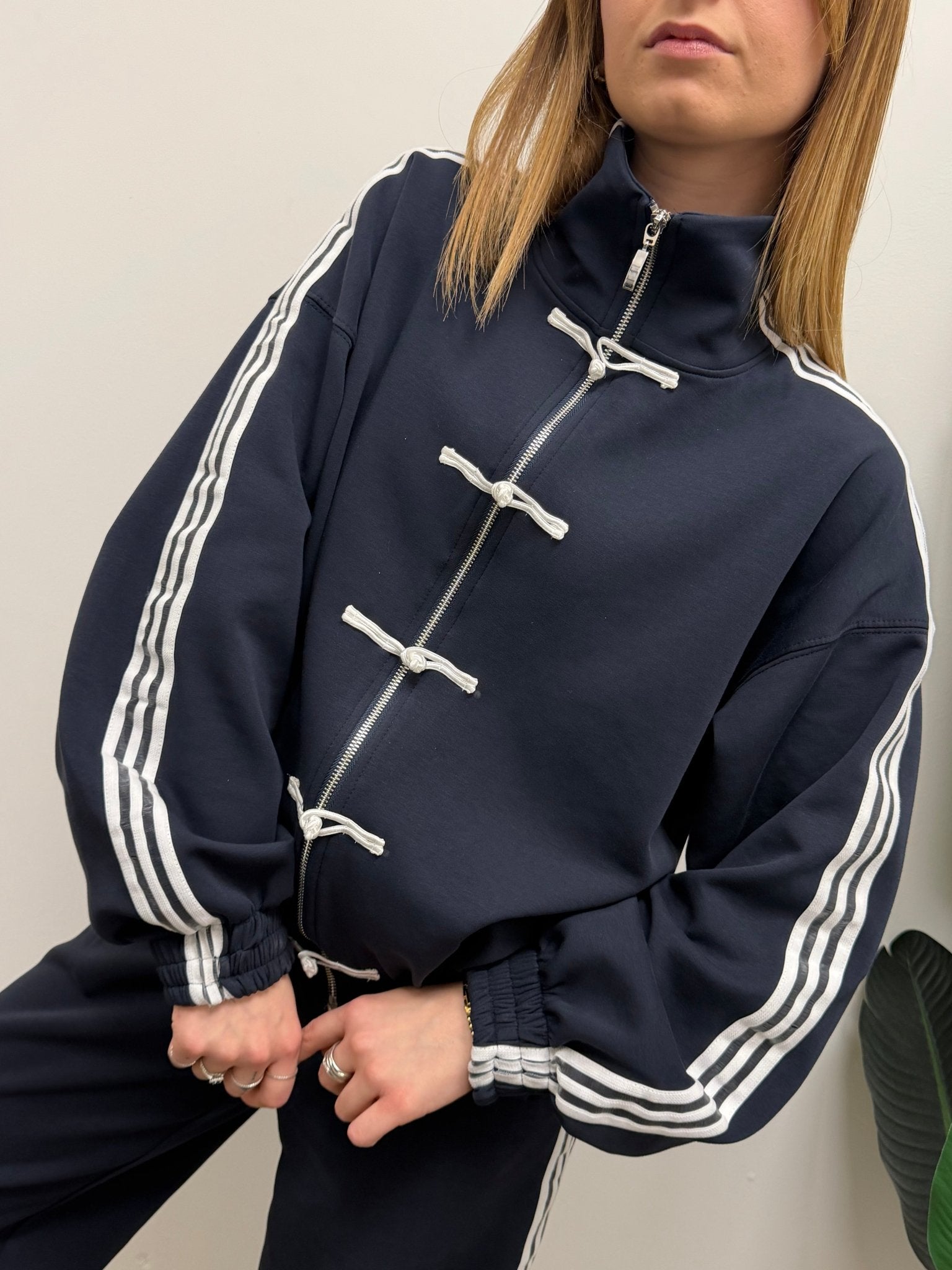 Felpa interlock alamari Tensione In - GiuGiò | Shop online