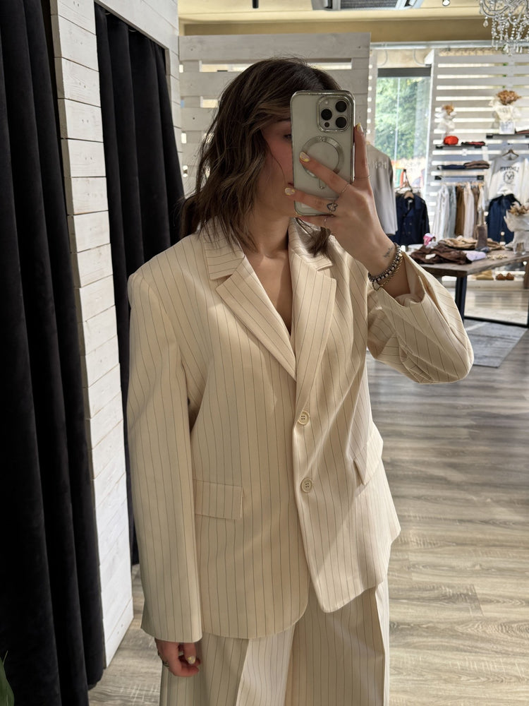 Giacca monopetto gessata Please - GiuGiò | Shop online