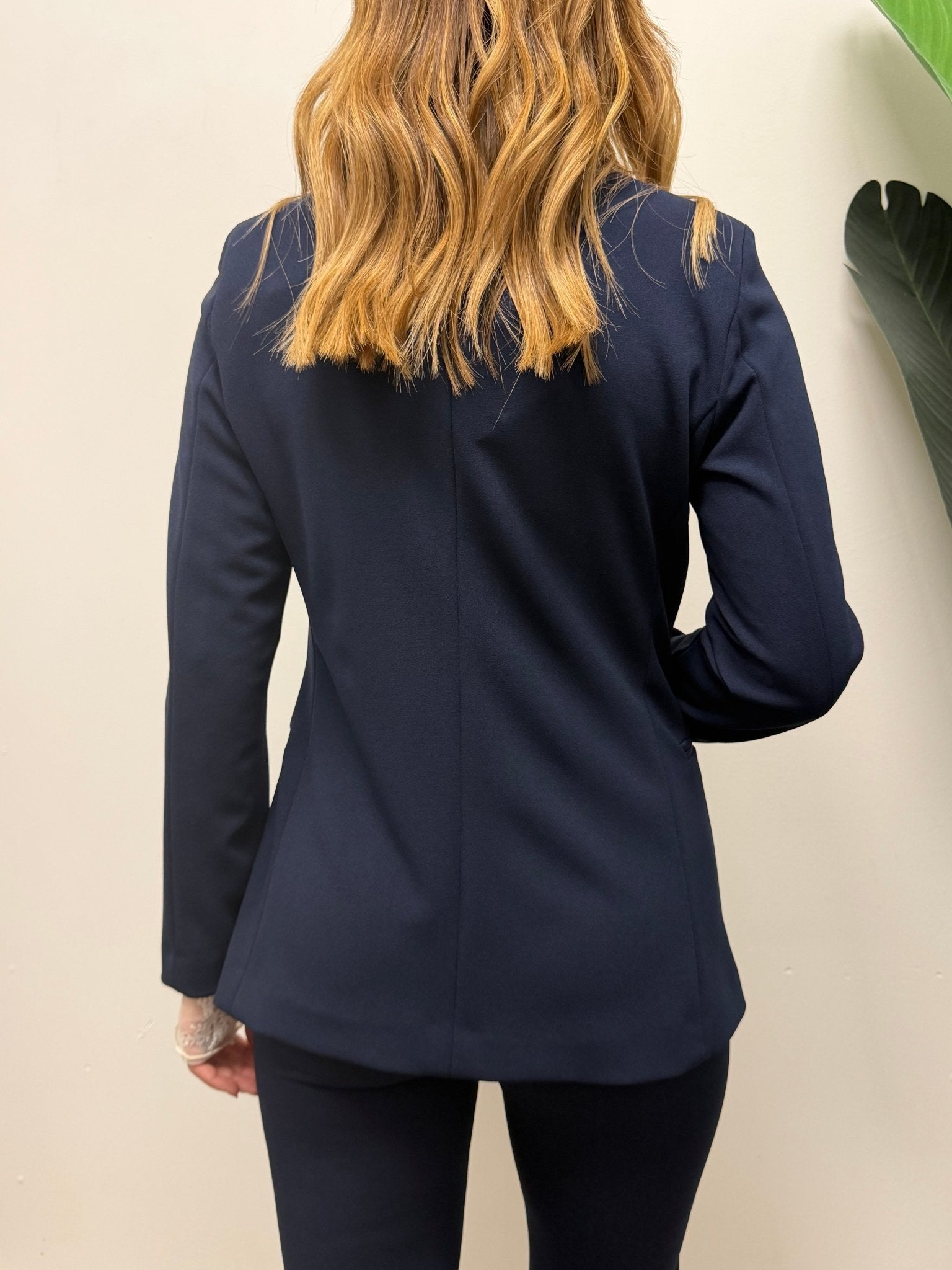 Giacca monopetto in crêpe con dettagli in raso VICOLO - GiuGiò | Shop online