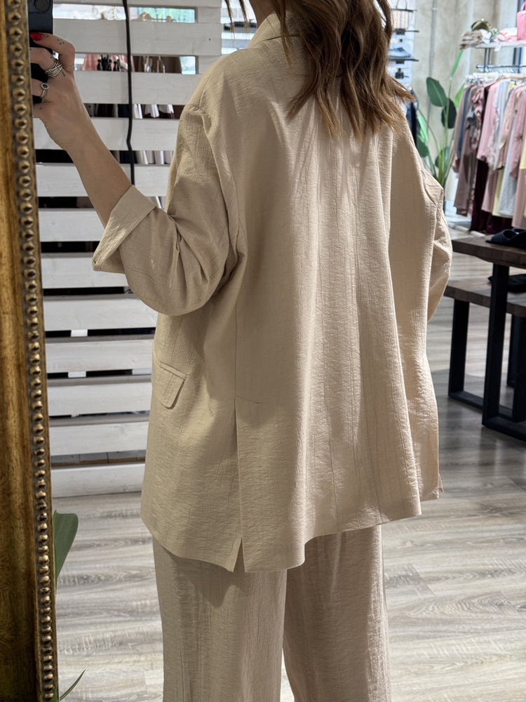 Giacca over in viscosa con spilla Tensione In - GiuGiò | Shop online