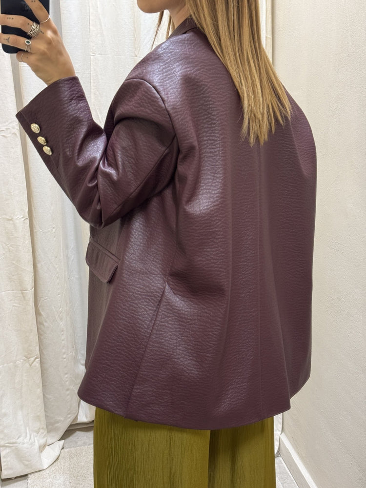 Giacca over monopetto in ecopelle martellata Tensione In - GiuGiò | Shop online