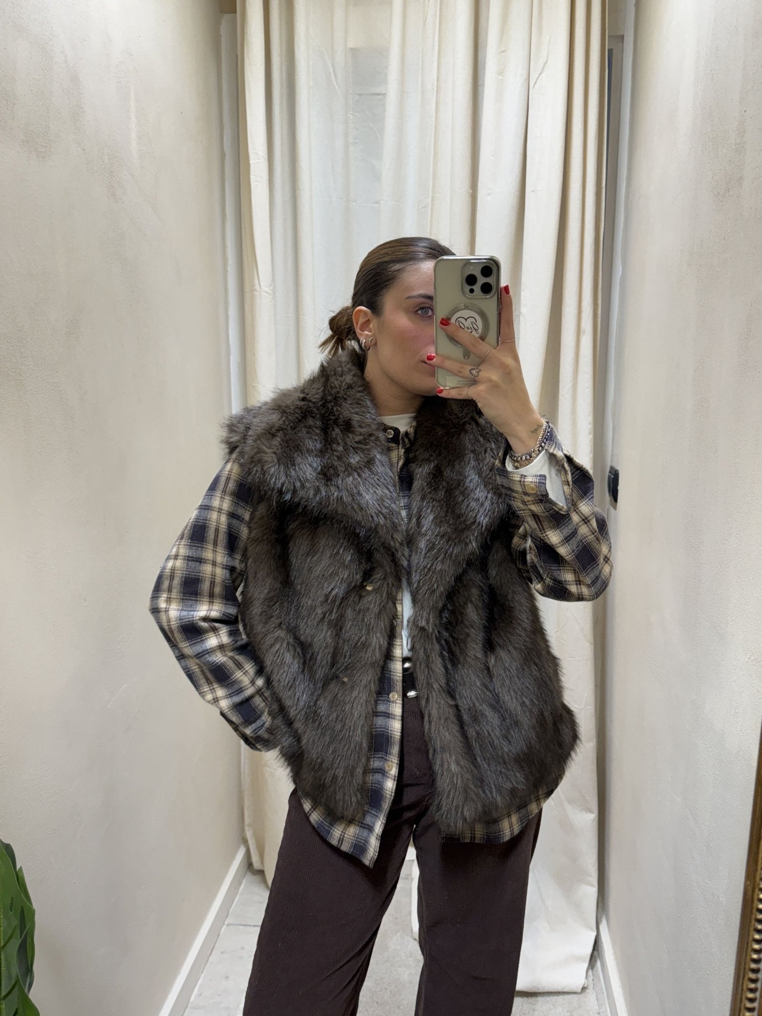 Gilet in eco pelliccia con maxi reverse MyD - GiuGiò | Shop online