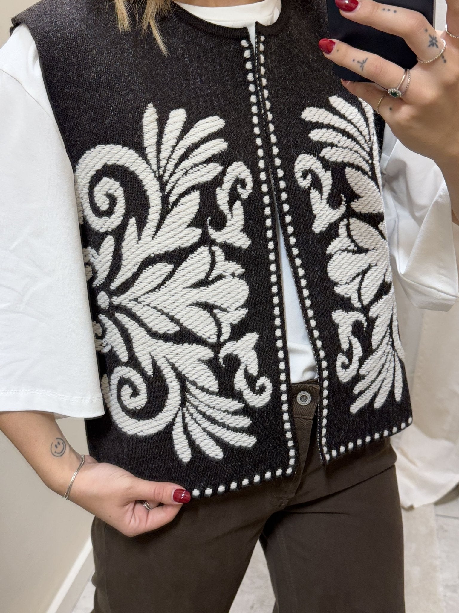 Gilet in maglia ricamato Tensione In - GiuGiò | Shop online