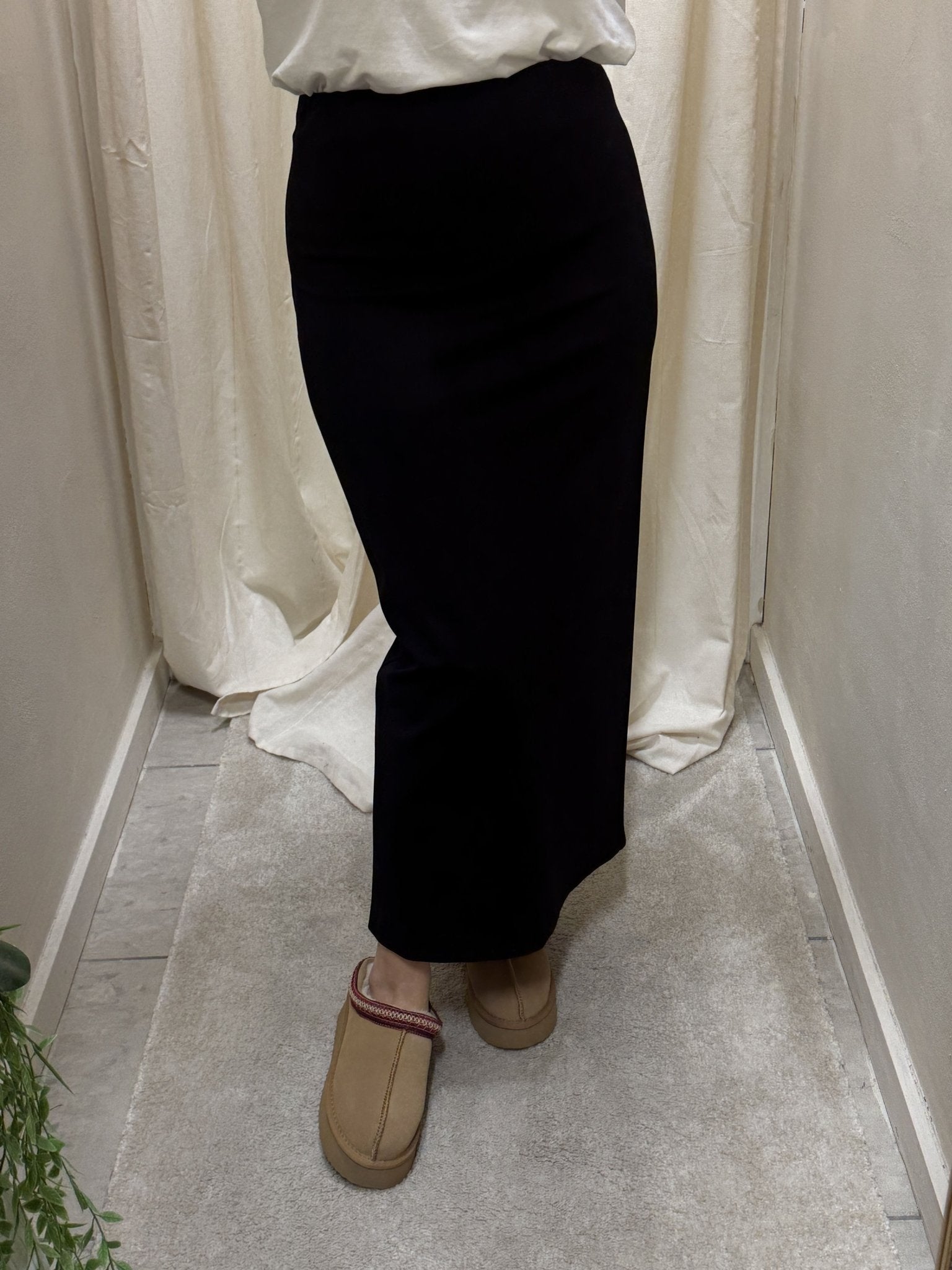 Gonna lunga a matita in punto milano Tensione In - GiuGiò | Shop online