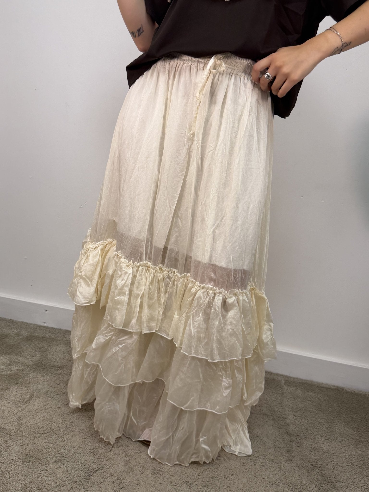 Gonna lunga balze sul fondo Susy Mix - GiuGiò | Shop online