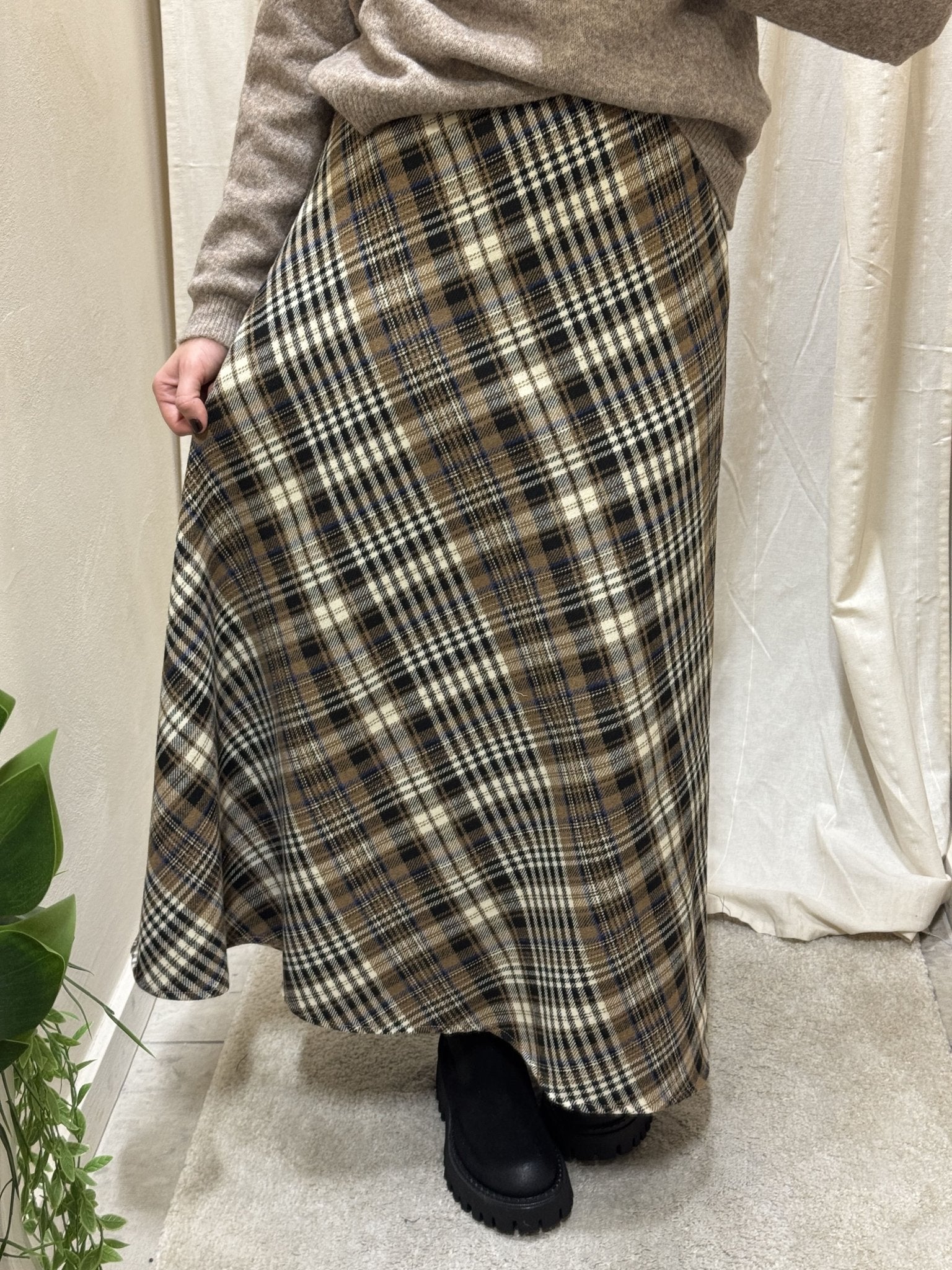 Gonna lunga svasata quadri Tensione In - GiuGiò | Shop online