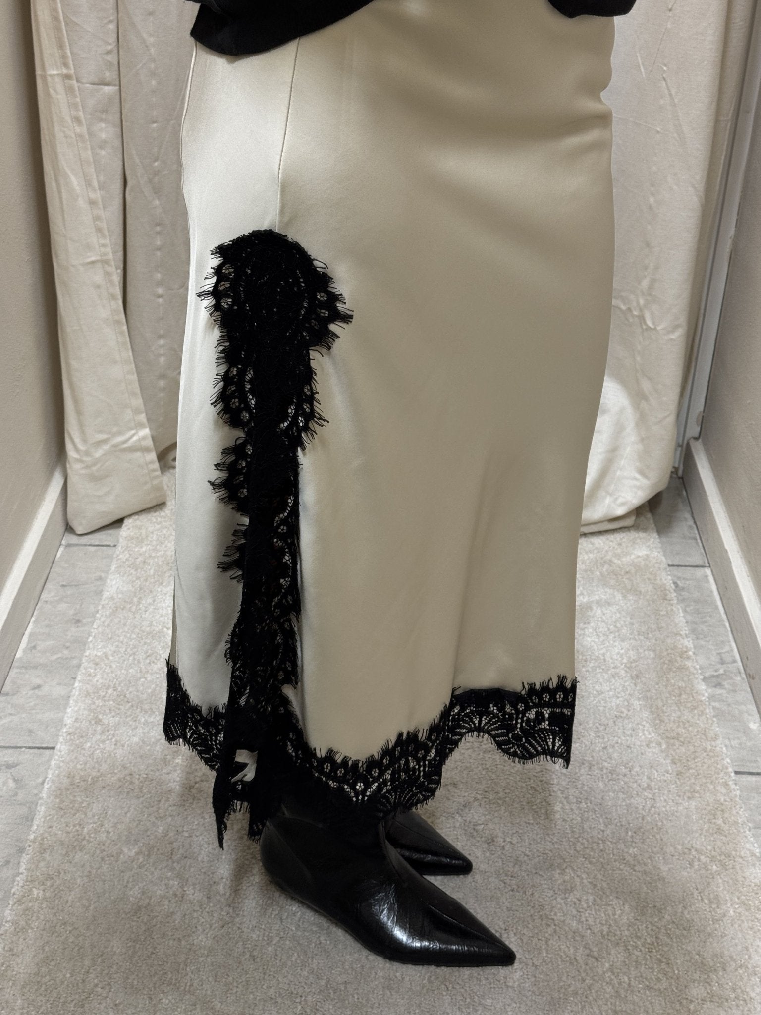 Gonna midi satin e pizzo Tensione In - GiuGiò | Shop online