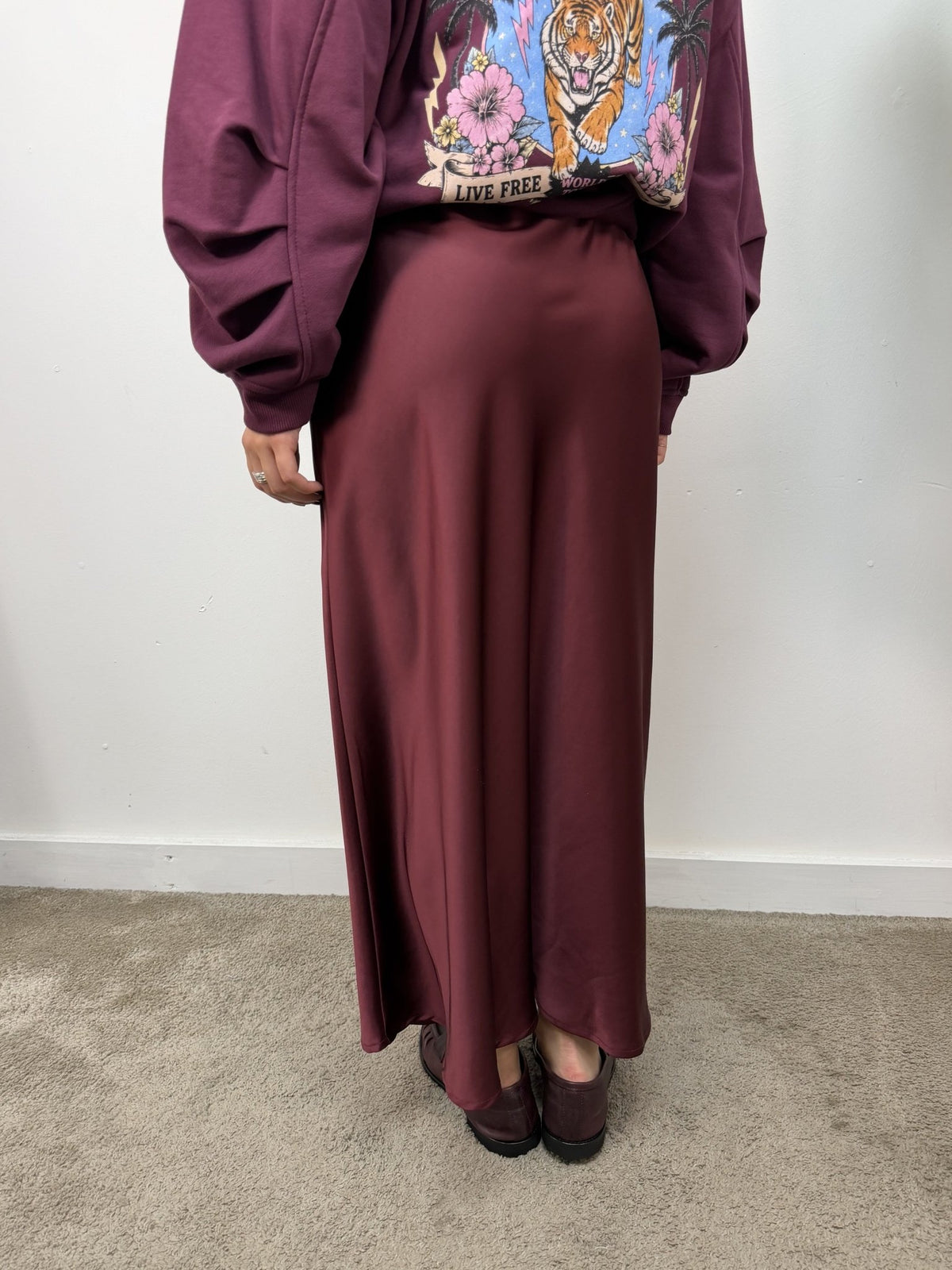 Gonna svasata satin Tensione In - GiuGiò | Shop online