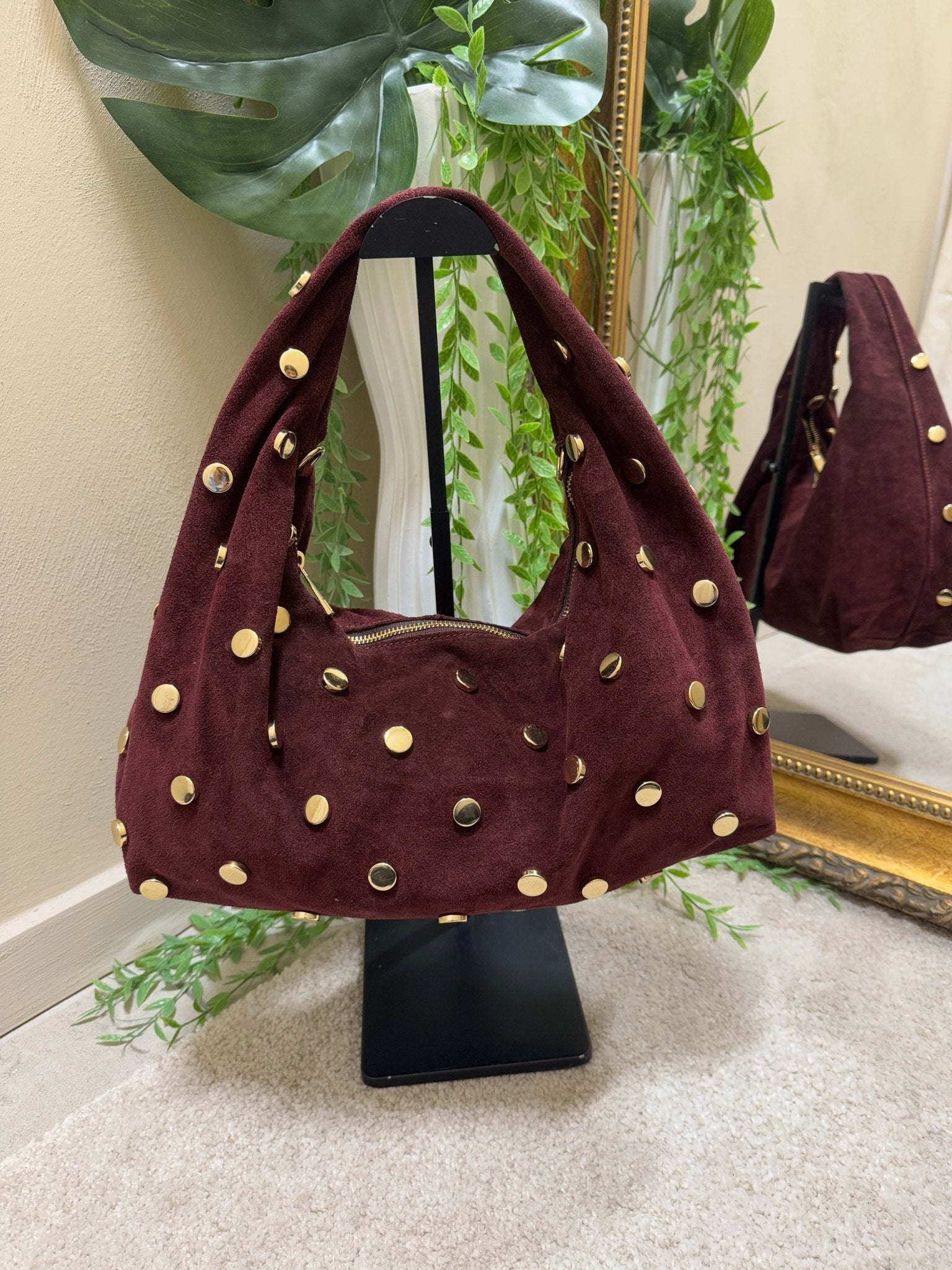 Hobo bag grande in pelle con borchie GiuGió - GiuGiò | Shop online
