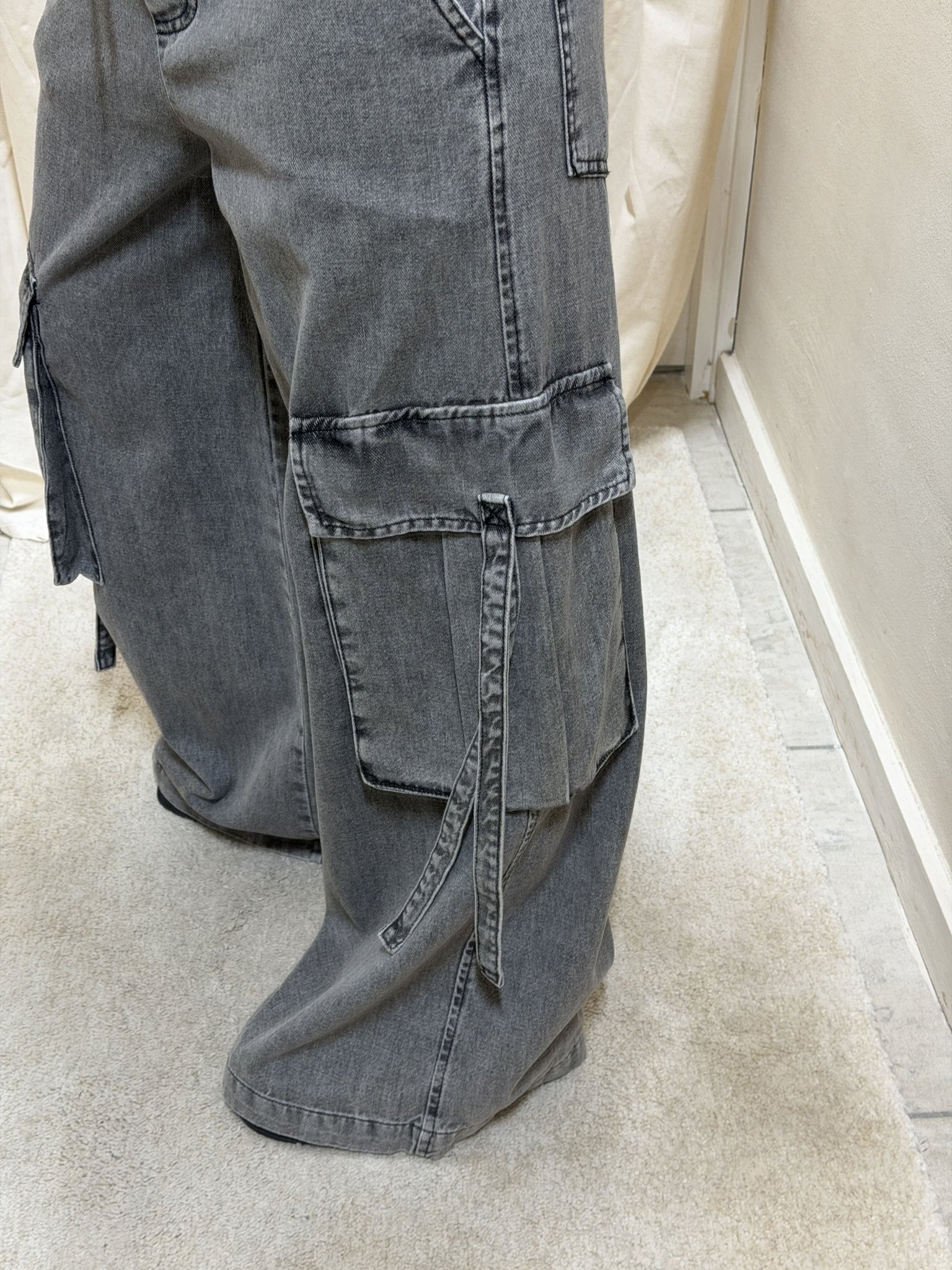 Jeans cargo con coulisse grigio Tensione In - GiuGiò | Shop online