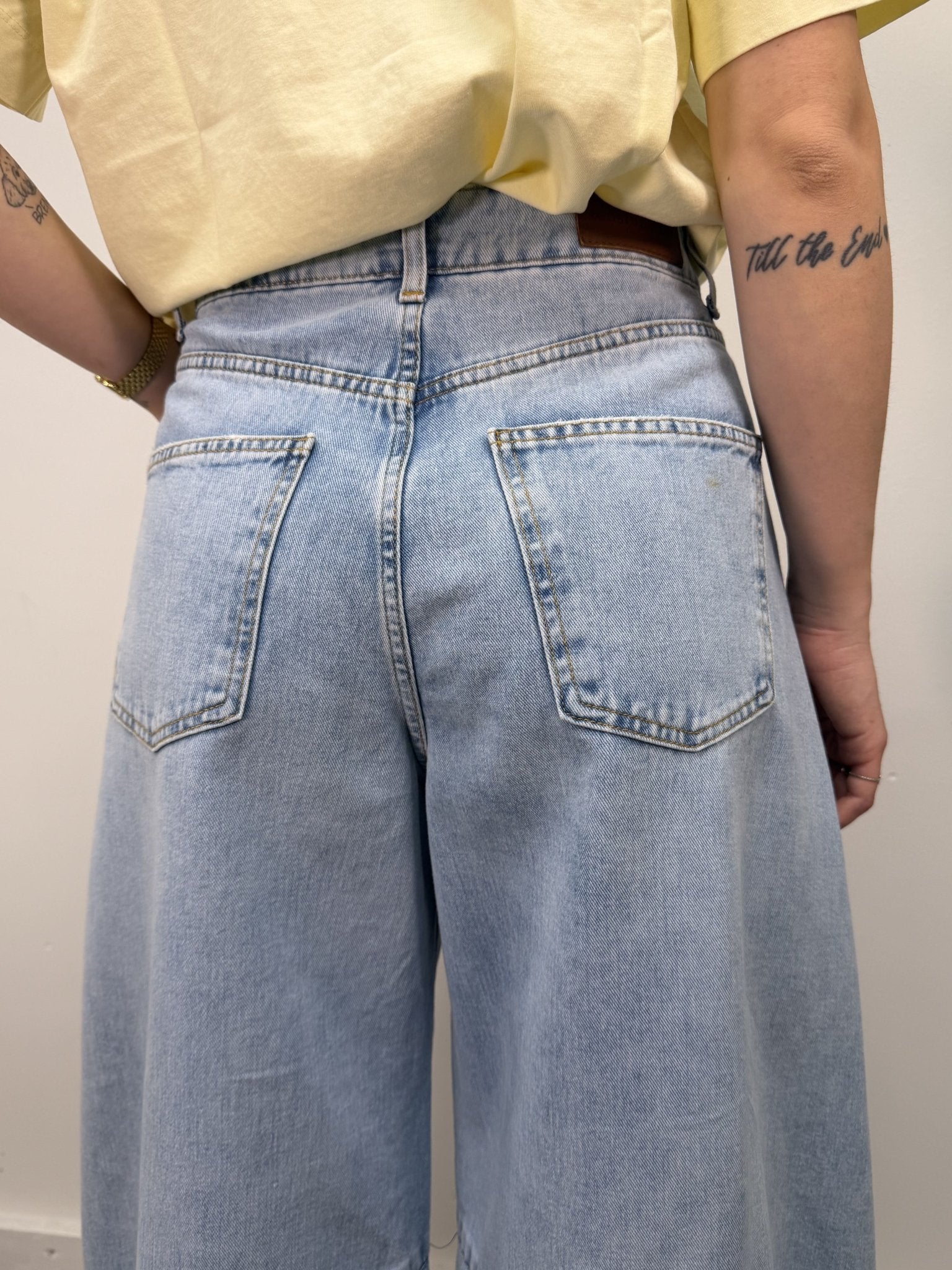 Jeans chiaro mod. Louvre Tensione In - GiuGiò | Shop online
