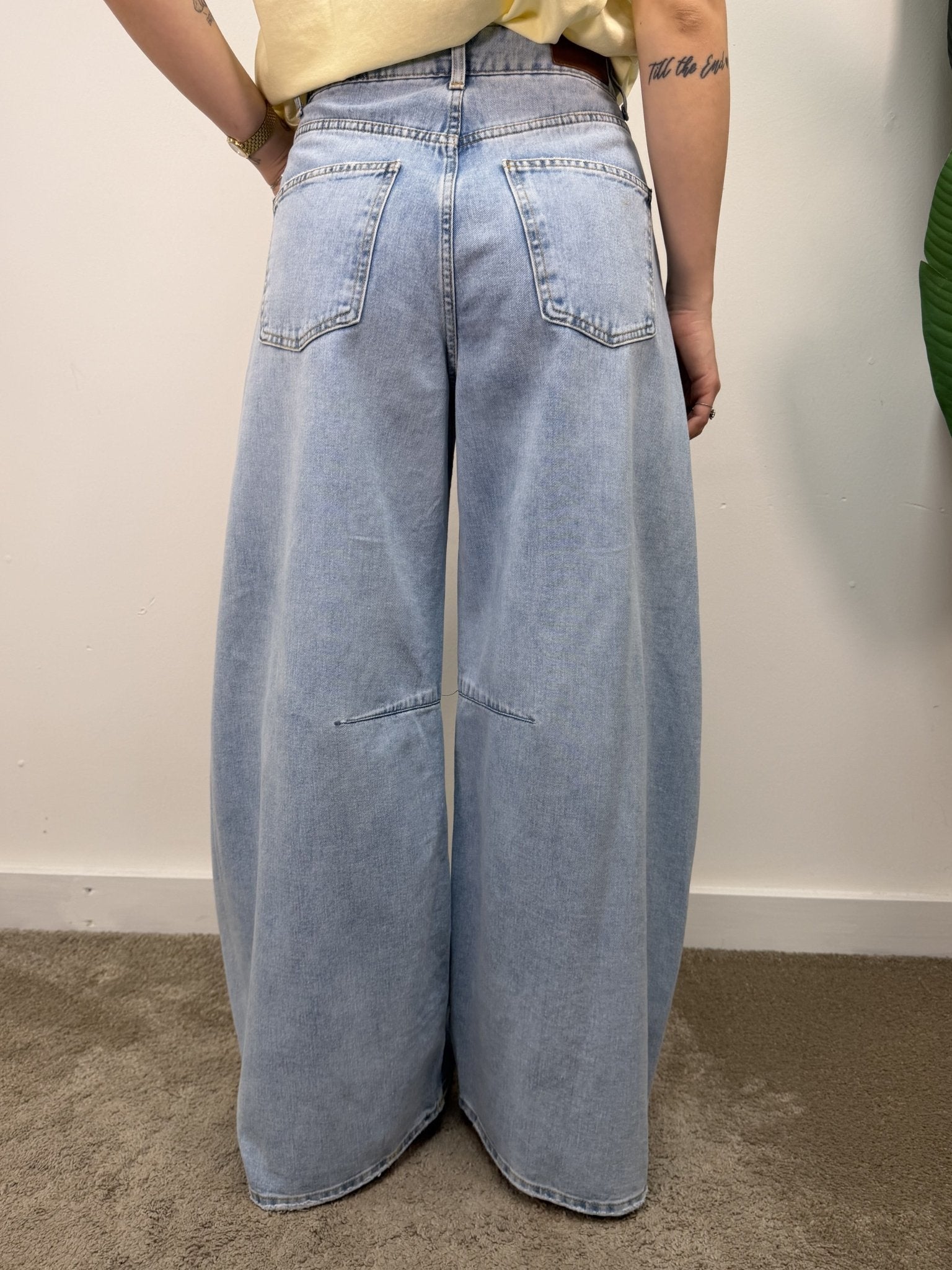 Jeans chiaro mod. Louvre Tensione In - GiuGiò | Shop online