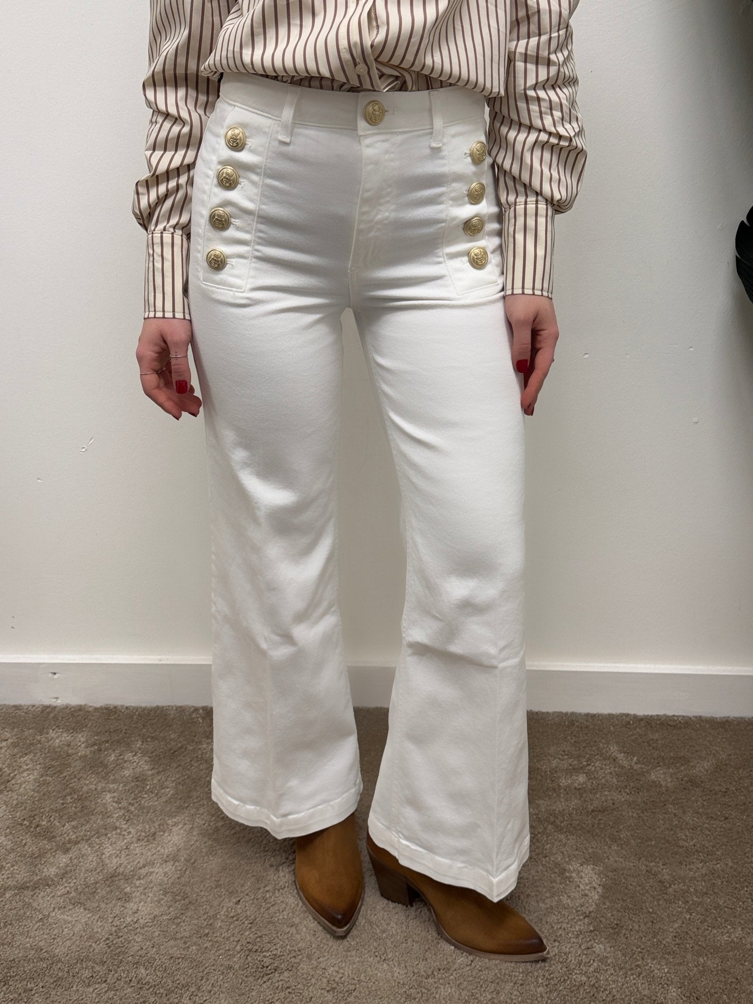 Jeans Cristina trombetta con bottoni oro VICOLO - GiuGiò | Shop online