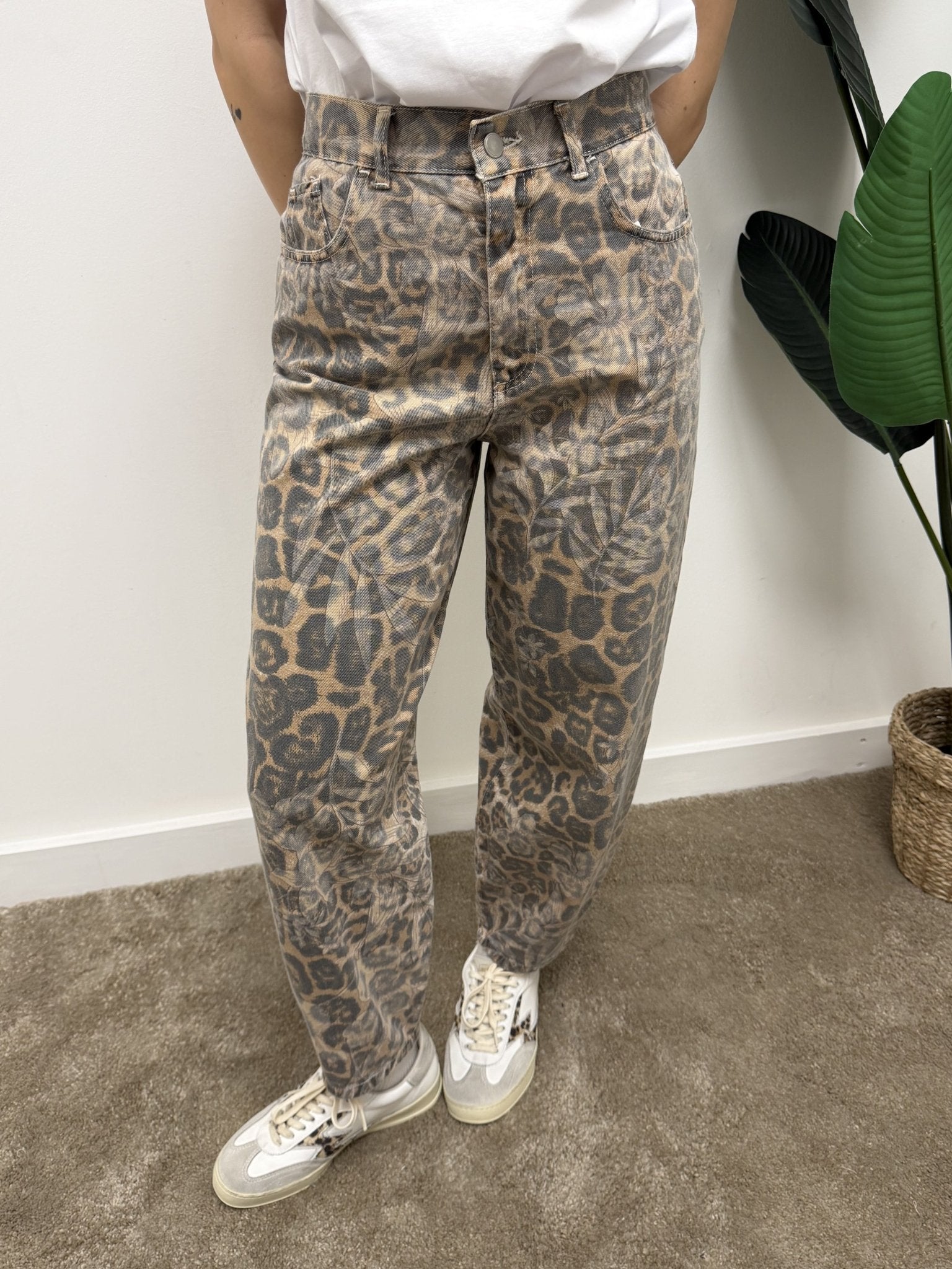 Jeans ovetto stampa maculata e fondo fiorato Susy Mix - GiuGiò | Shop online