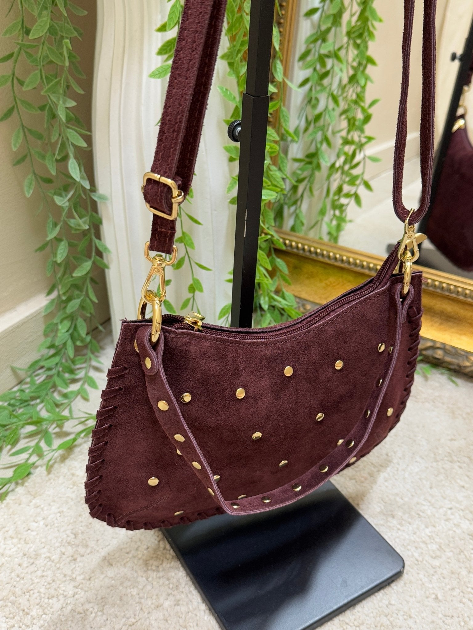 Luna bag in pelle scamosciata con borchiette GiuGió - GiuGiò | Shop online