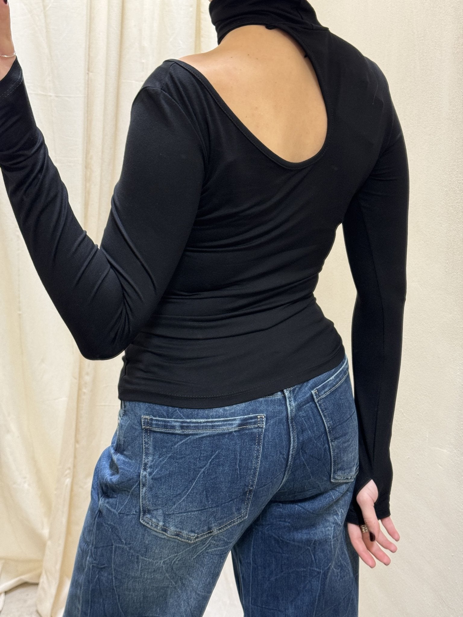 Maglia lupetto con cut - out MyD - GiuGiò | Shop online