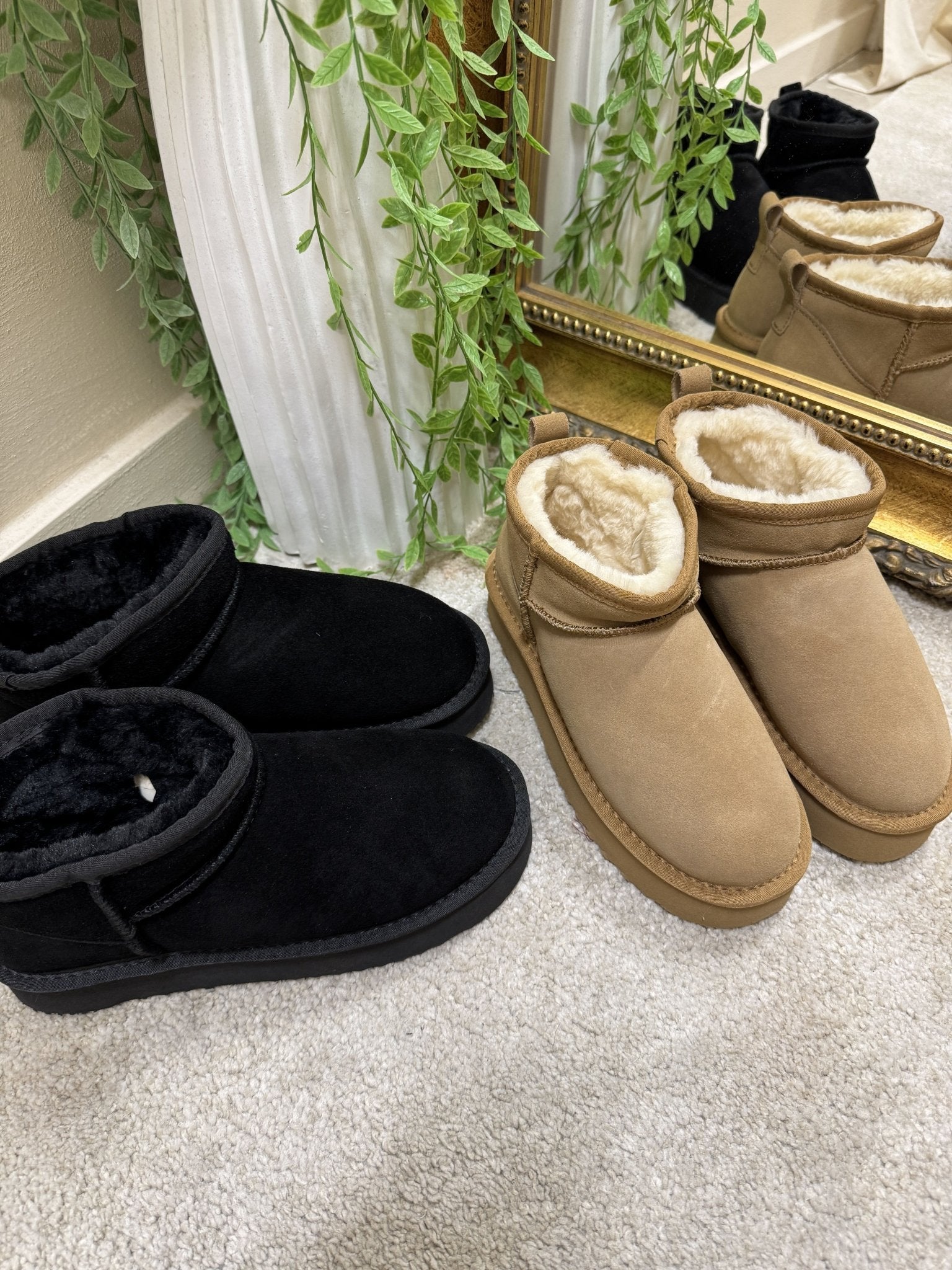 Mini boots in pelle scamosciata fondo in gomma Aria - GiuGiò | Shop online