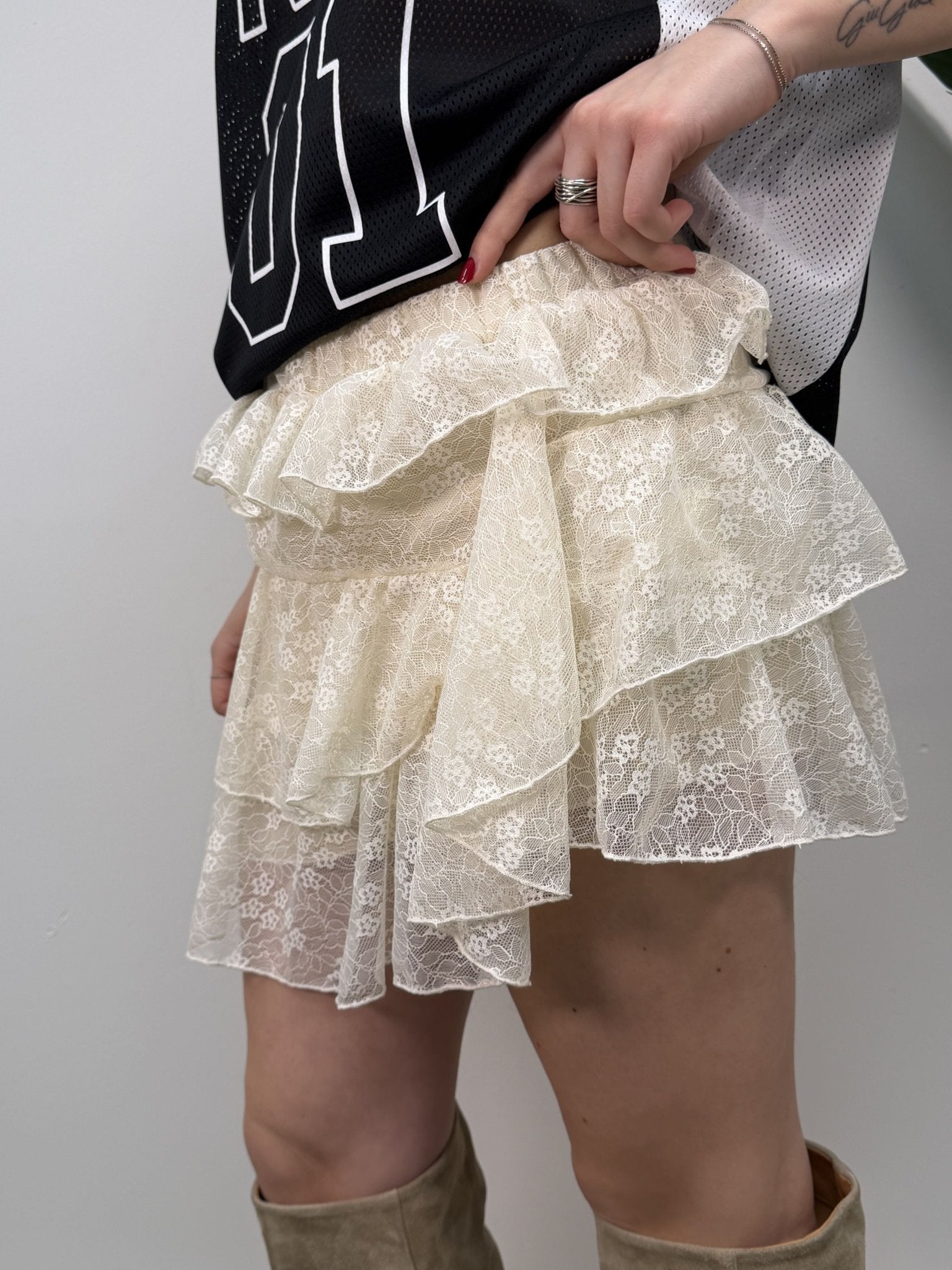 Minigonna balze trasversale VICOLO - GiuGiò | Shop online