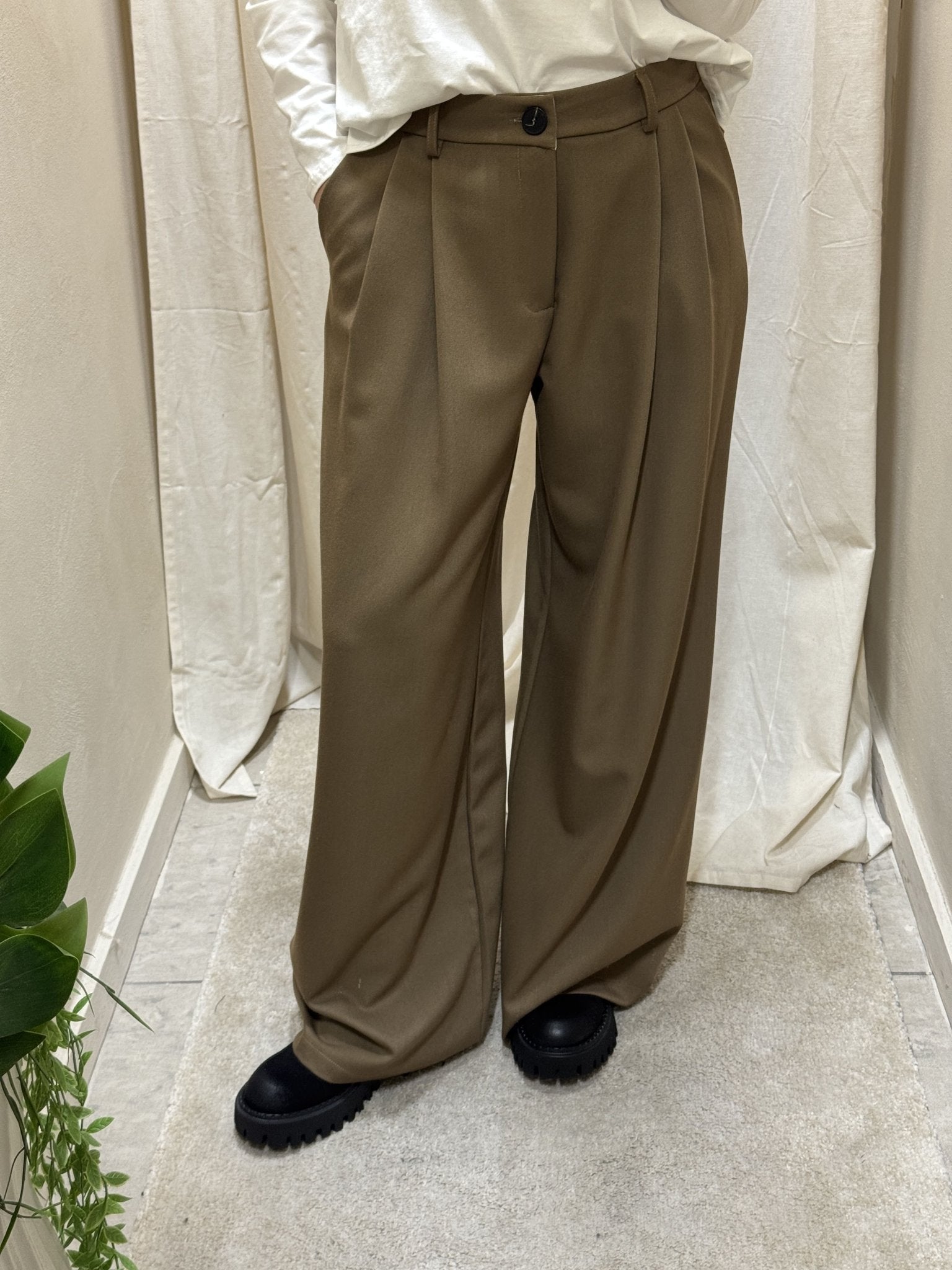 Pantalone ampio con pinces MyD - GiuGiò | Shop online