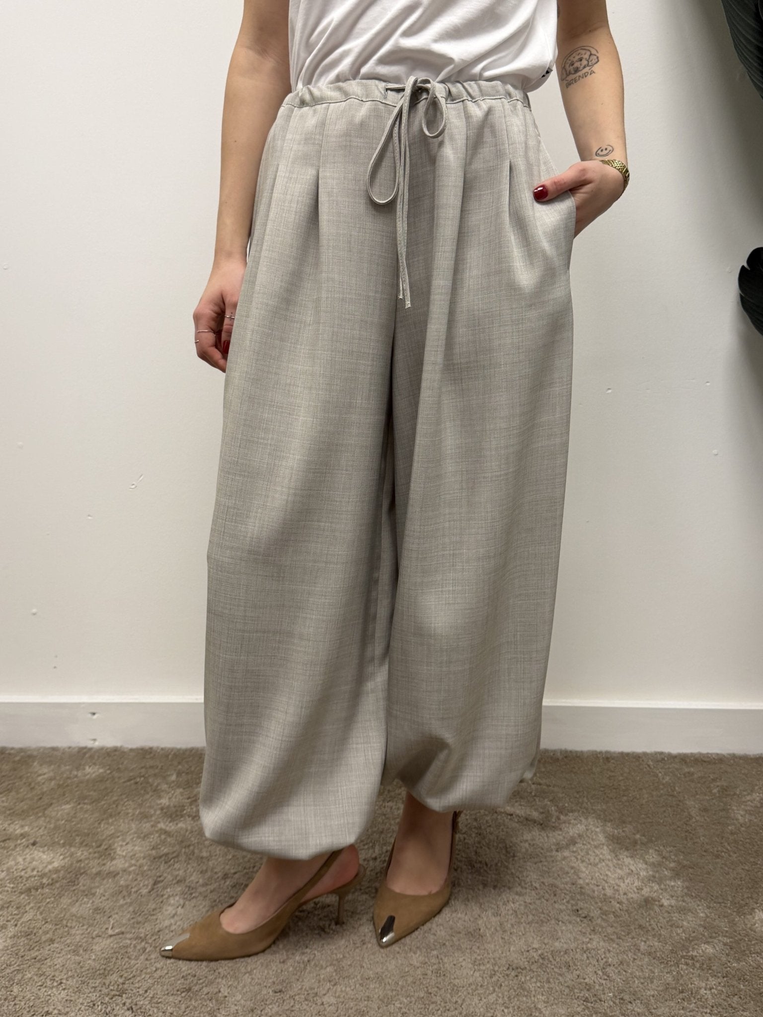 Pantalone balloon con coulisse e polsino VICOLO - GiuGiò | Shop online