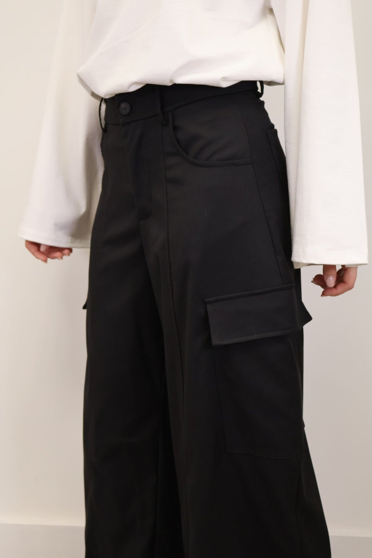 Pantalone barrel cargo nero Tensione In - GiuGiò | Shop online