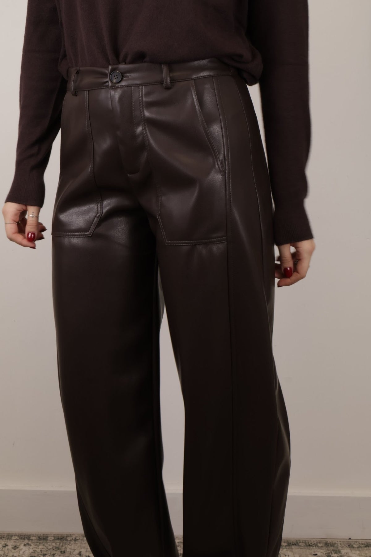 Pantalone barrel ecopelle Susy Mix - GiuGiò | Shop online