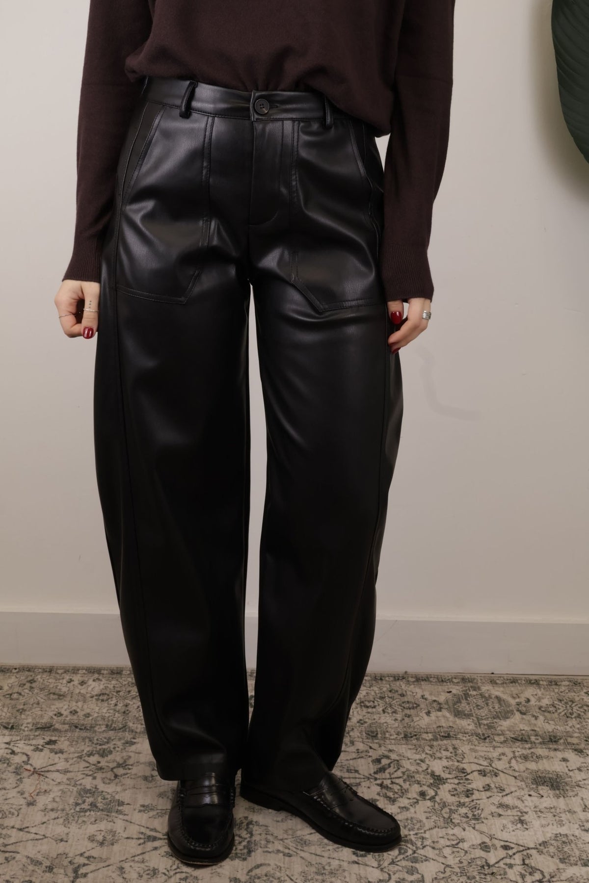 Pantalone barrel ecopelle Susy Mix - GiuGiò | Shop online