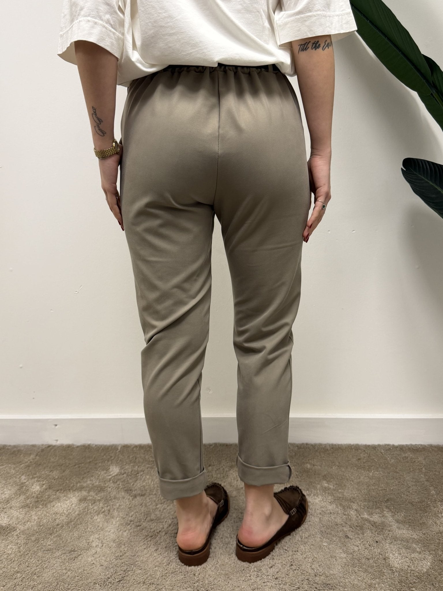 Pantalone carrot con cintura MyD - GiuGiò | Shop online