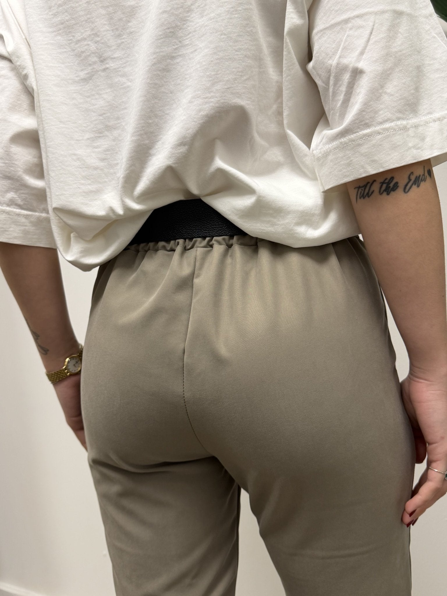 Pantalone carrot con cintura MyD - GiuGiò | Shop online