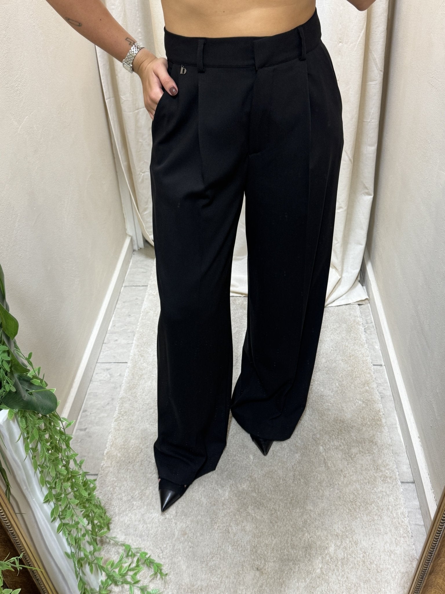 Pantalone dritto con pinces Dixie - GiuGiò | Shop online