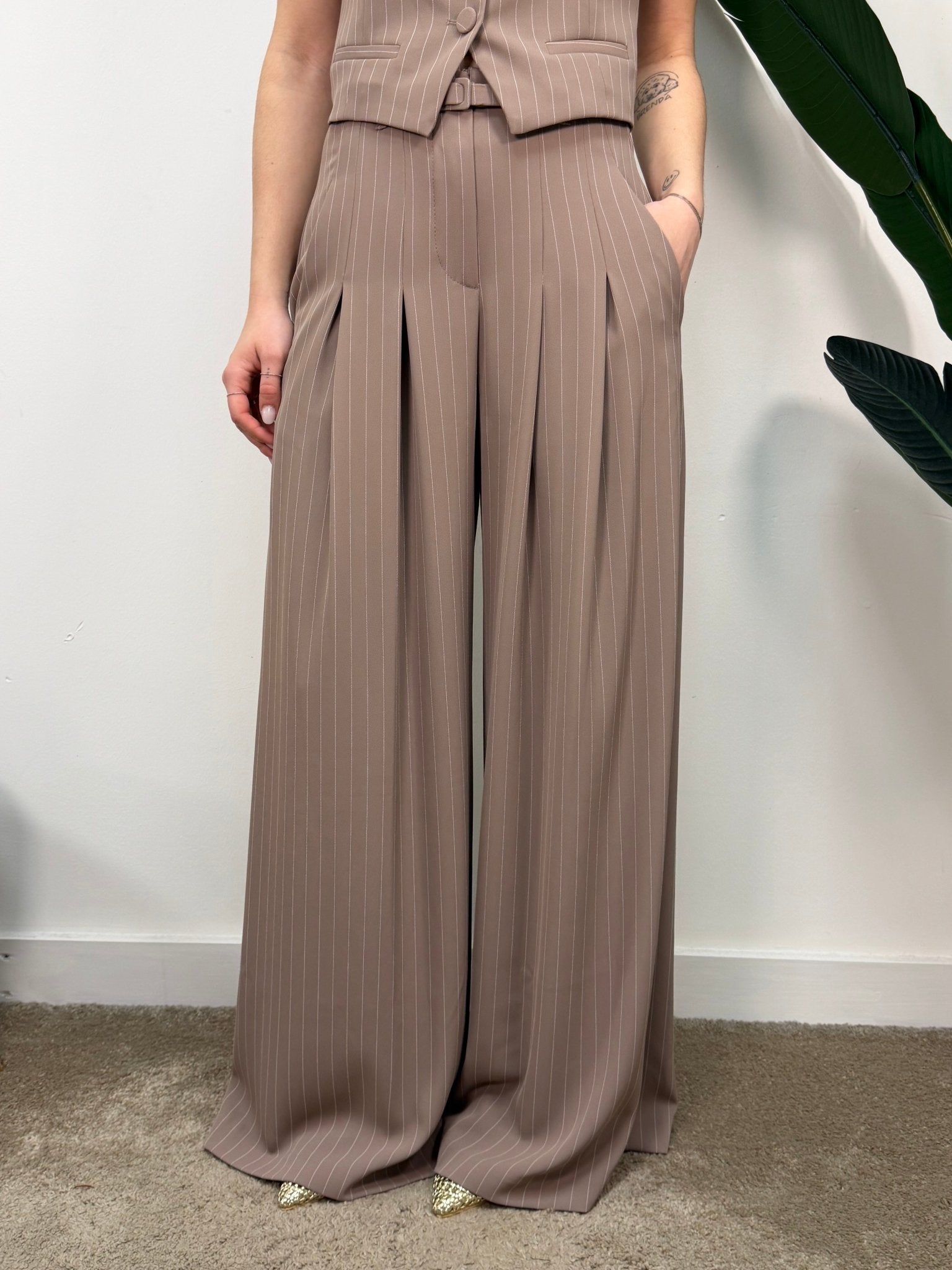 Pantalone fluido gessato con pinces Imperial - GiuGiò | Shop online