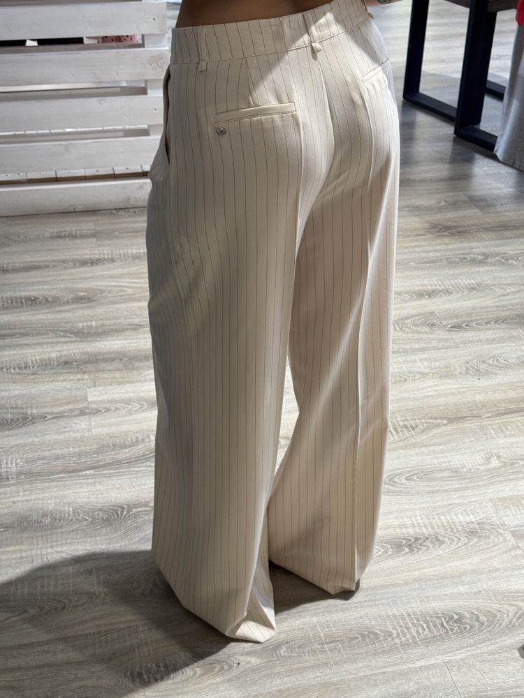 Pantalone fluido gessato con pinces Please - GiuGiò | Shop online