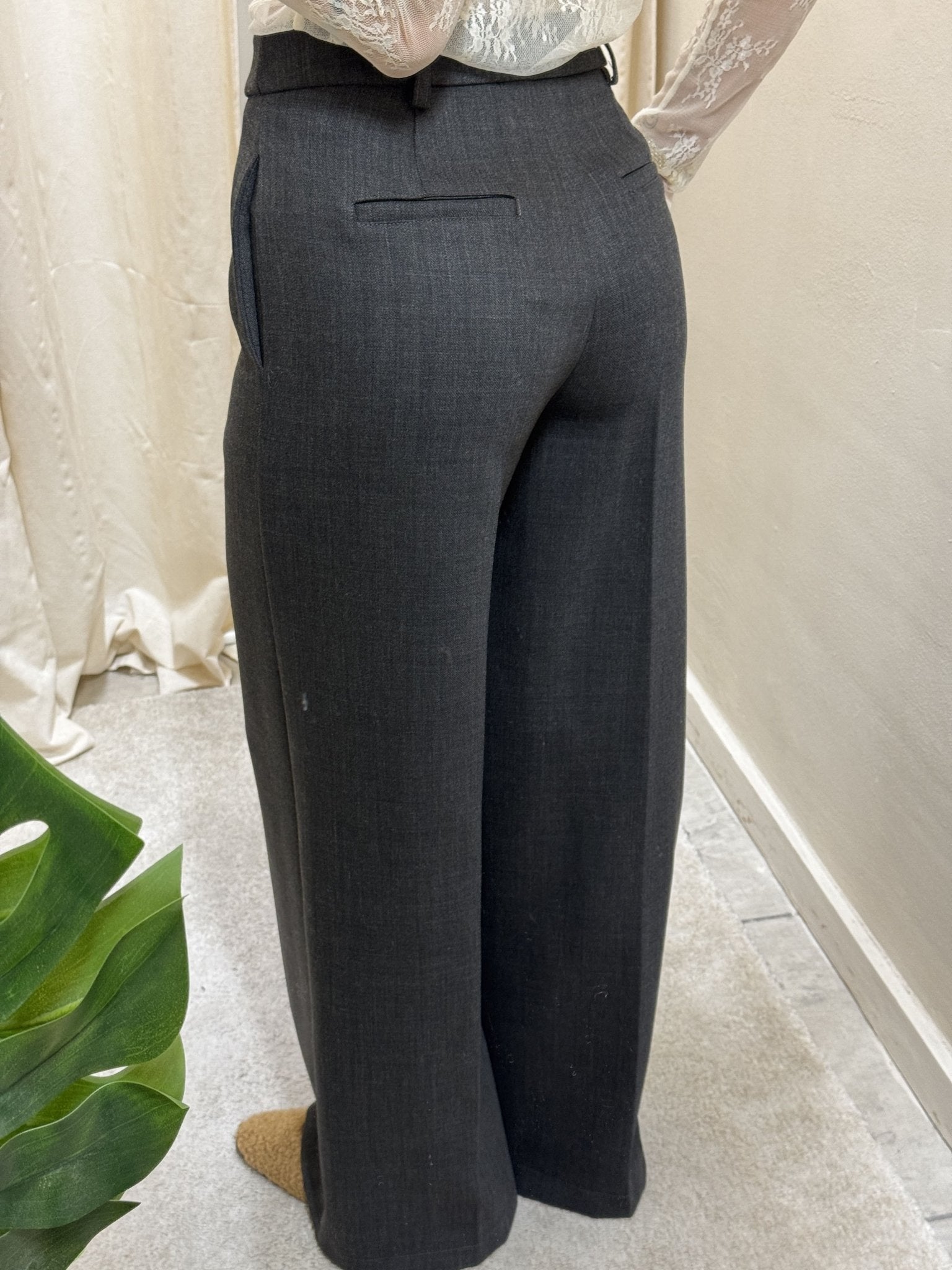 Pantalone gamba dritta misto viscosa Tensione In - GiuGiò | Shop online