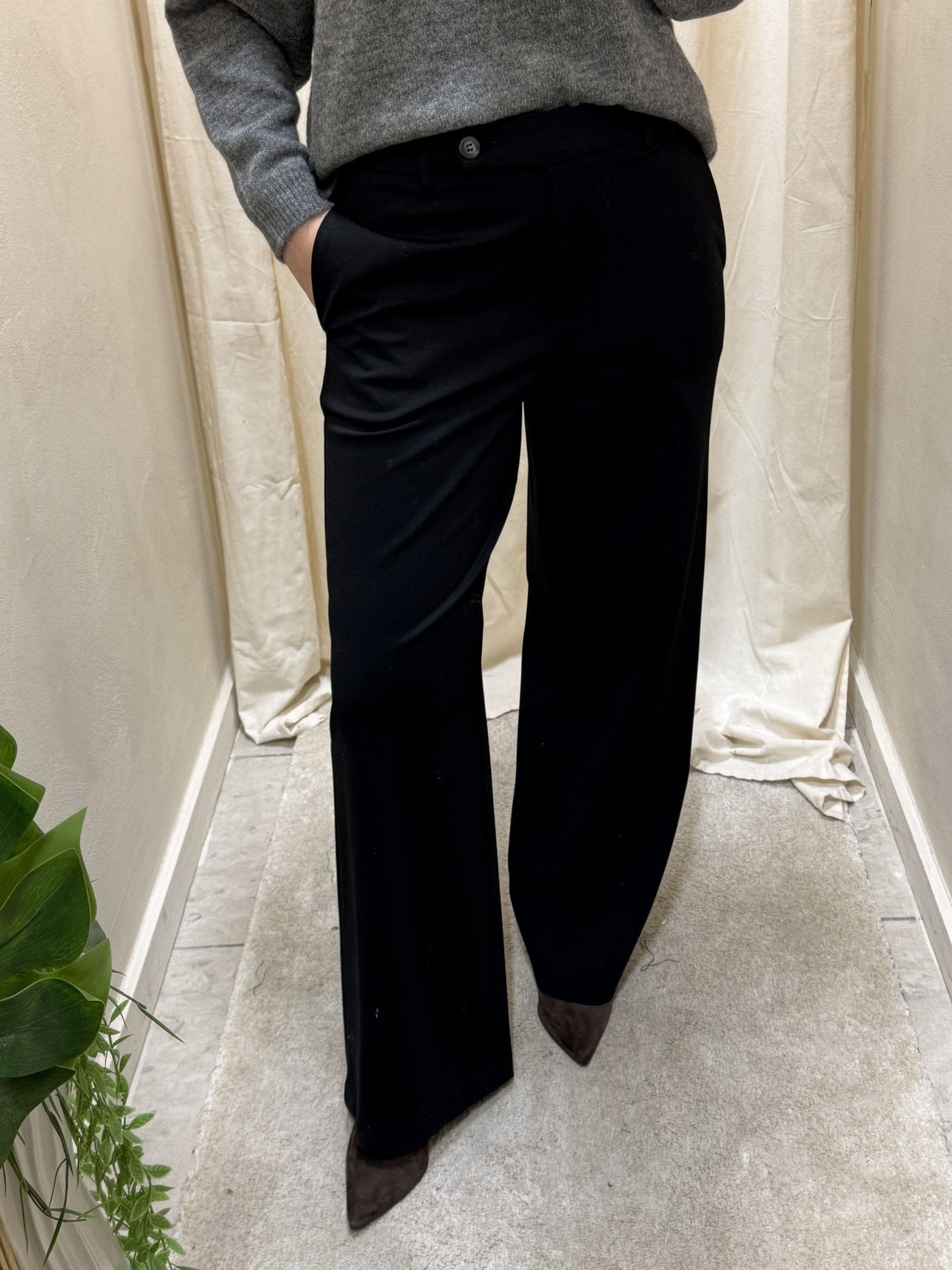 Pantalone gamba dritta punto milano Tensione In - GiuGiò | Shop online