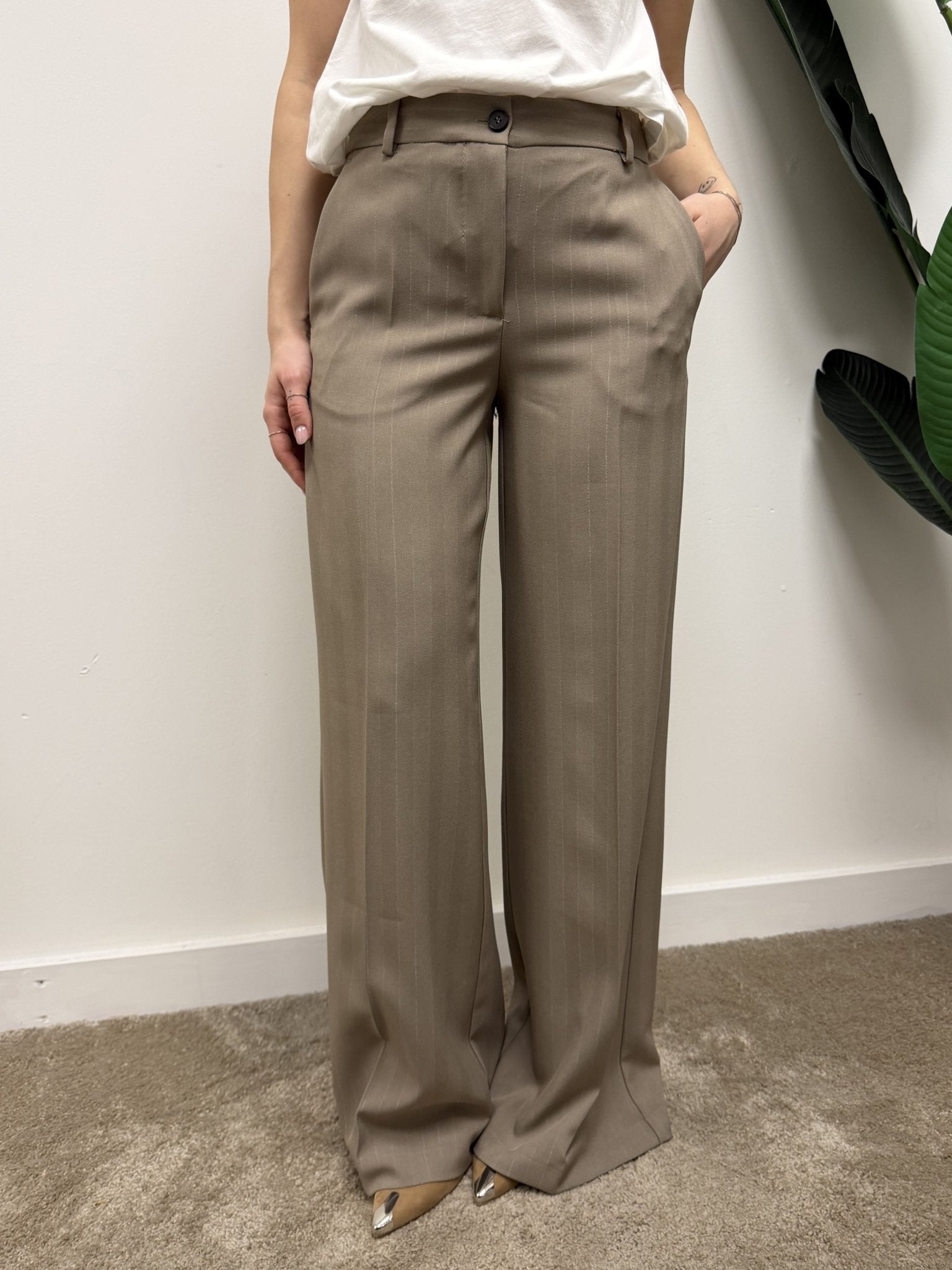 Pantalone gessato gamba dritta VICOLO - GiuGiò | Shop online