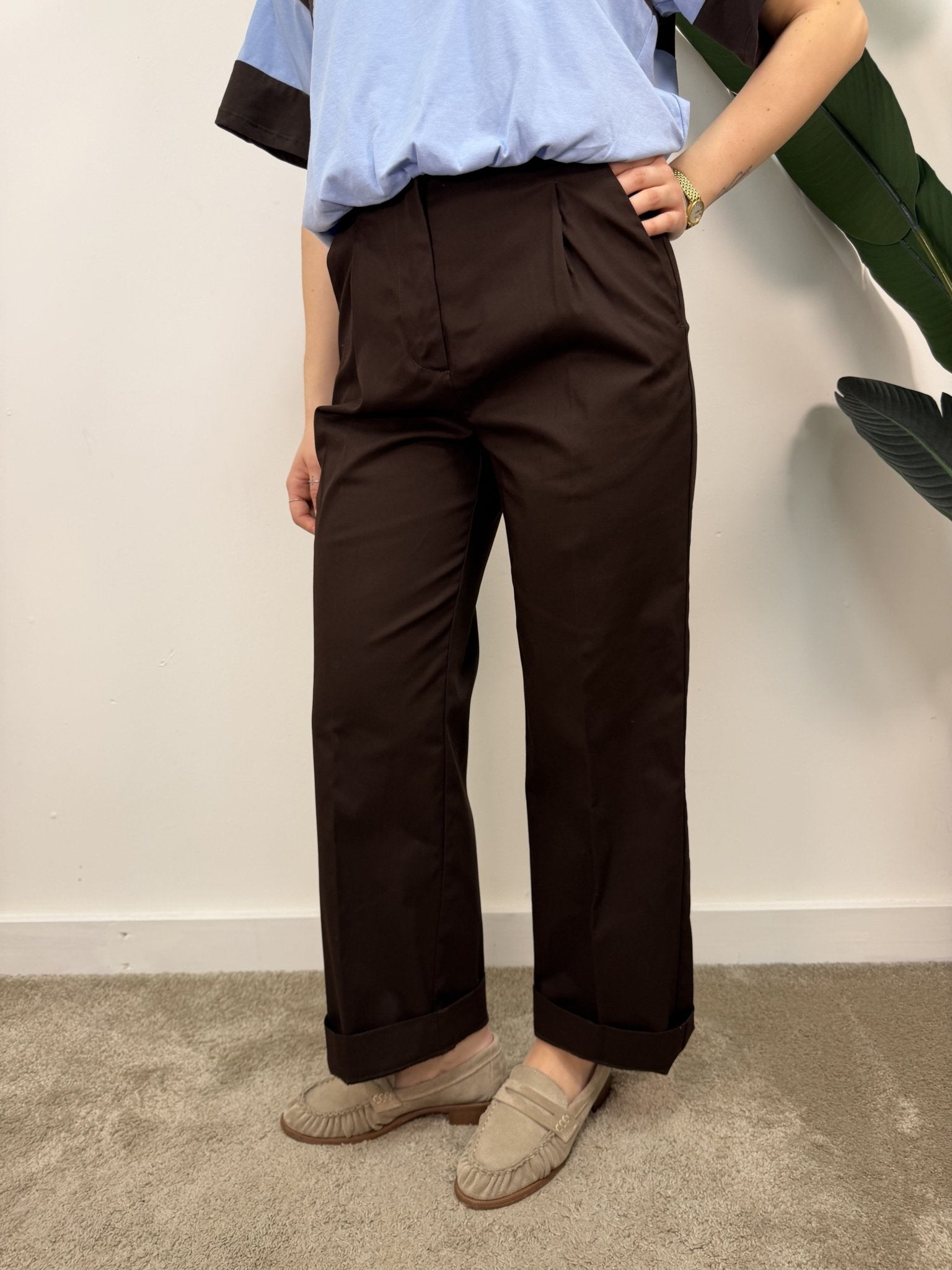 Pantalone in cotone gamba dritta con pinces VICOLO - GiuGiò | Shop online