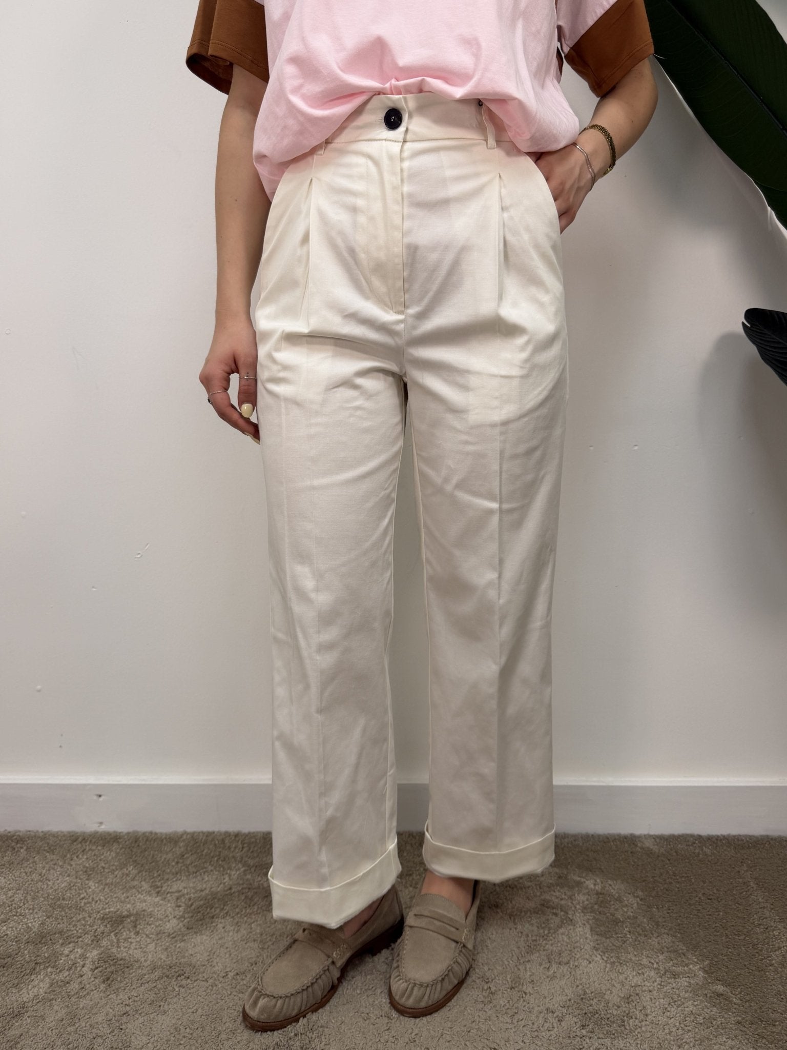 Pantalone in cotone gamba dritta con pinces VICOLO - GiuGiò | Shop online