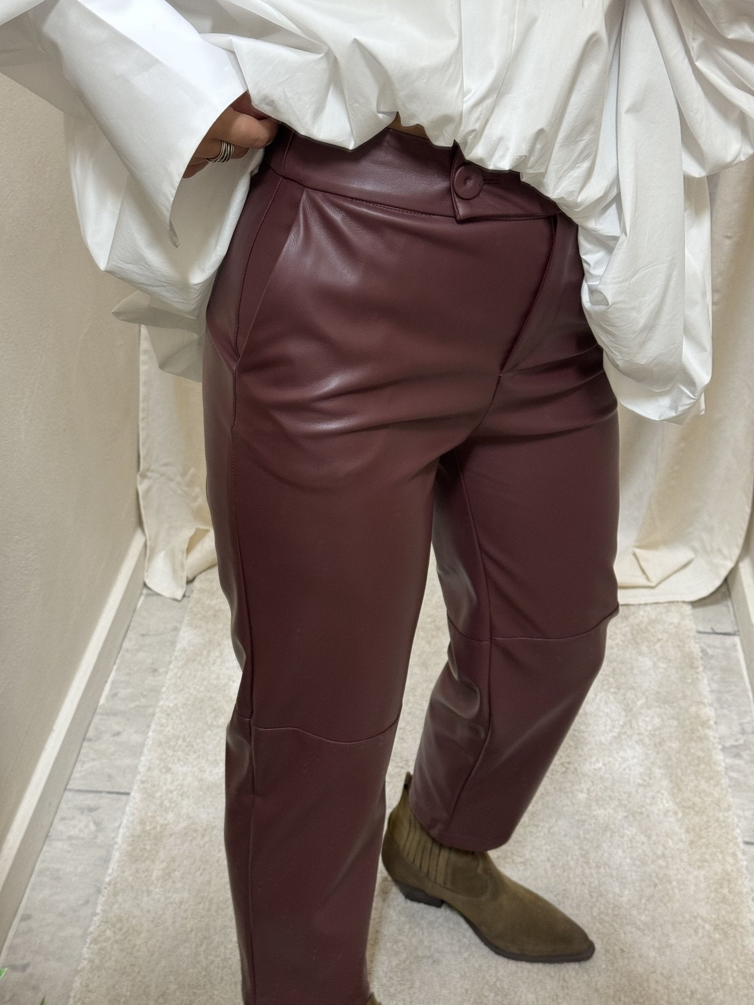 Pantalone in ecopelle a sigaretta Imperial - GiuGiò | Shop online