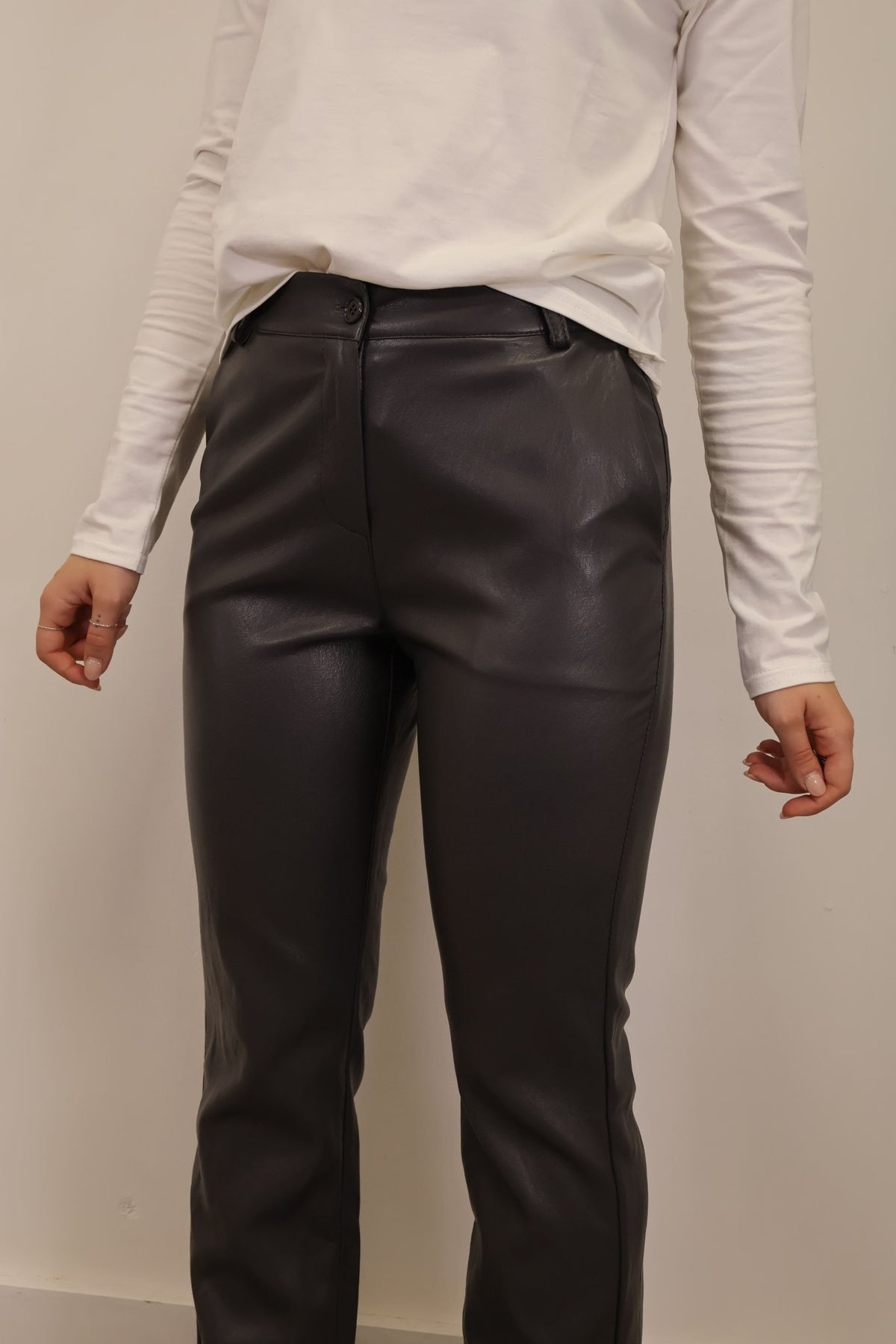 Pantalone mini flare ecopelle grigio Tensione In - GiuGiò | Shop online