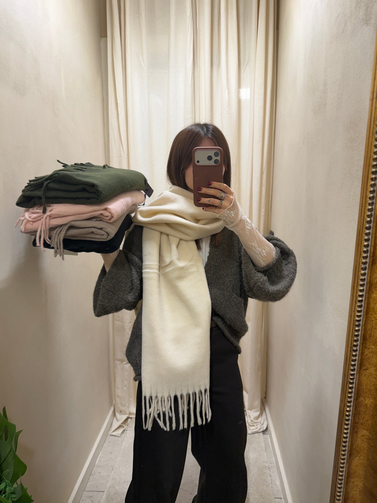 Sciarpa tinta unita con frange MyD - GiuGiò | Shop online