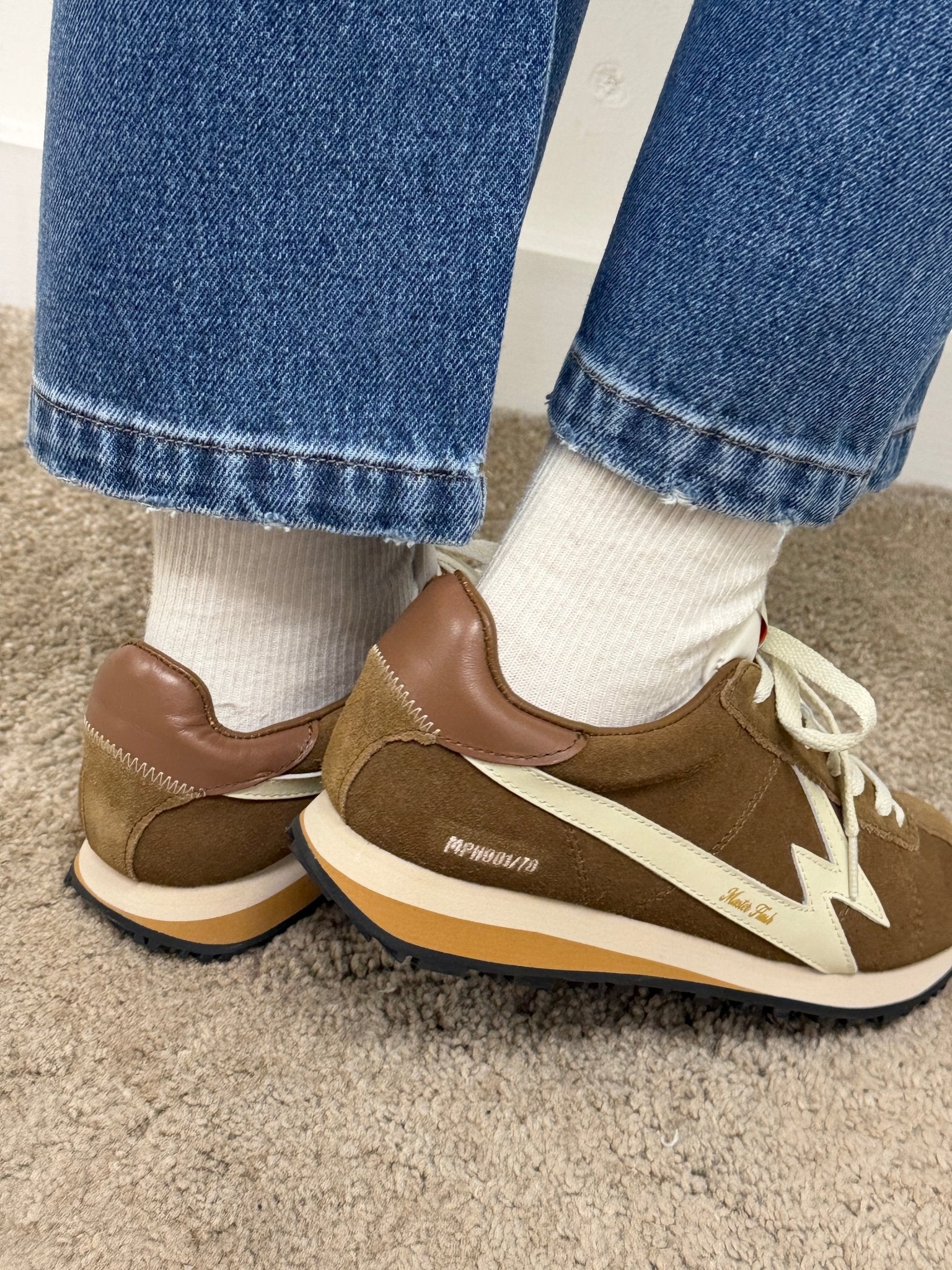 Sneakers mod. Flash Master in suede MoaConcept - GiuGiò | Shop online