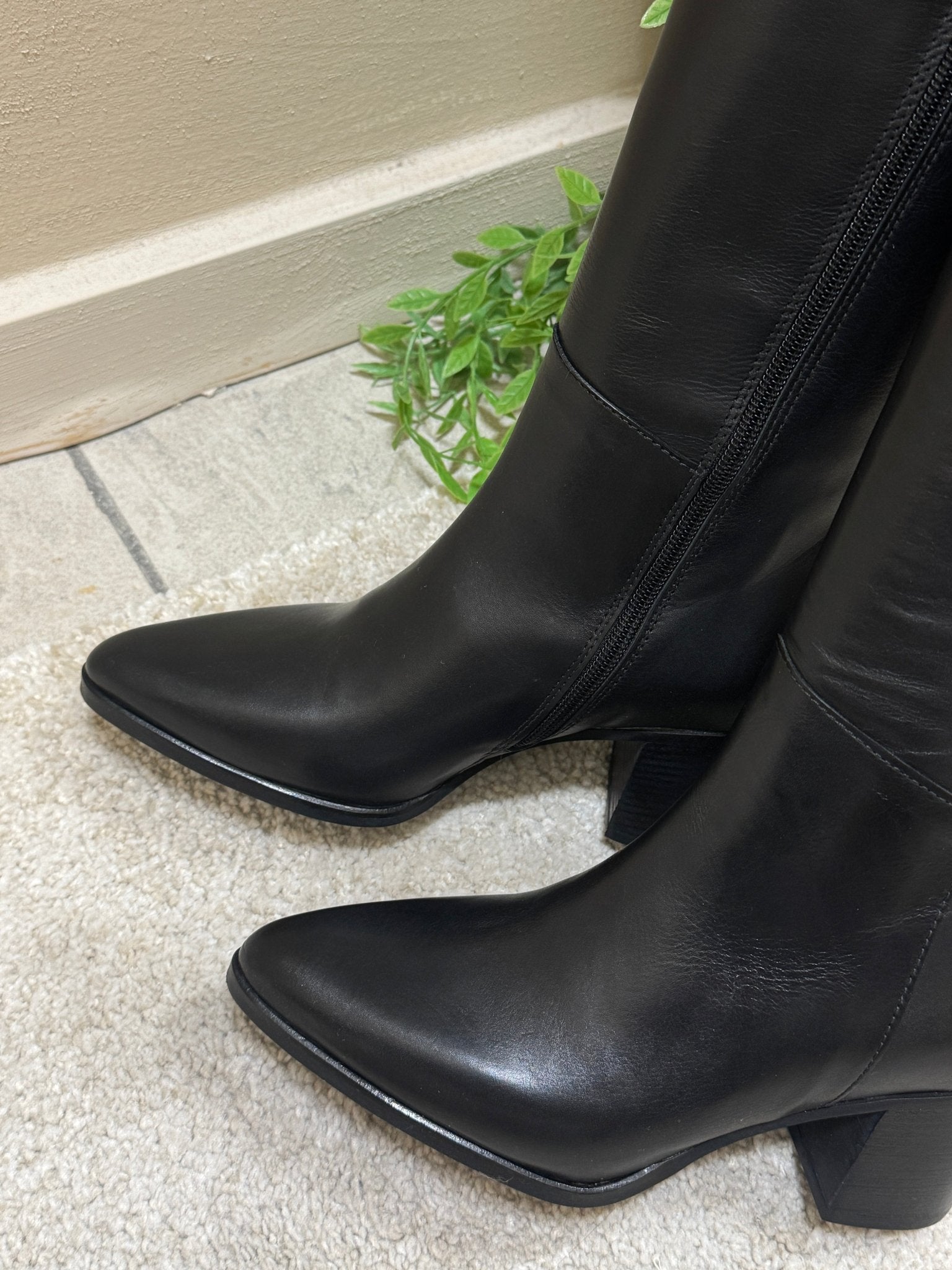 Stivale in pelle con tacco Noa - GiuGiò | Shop online