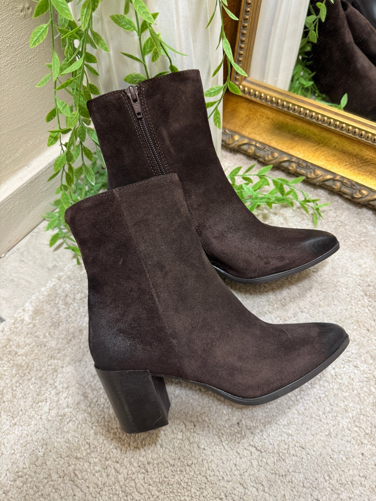 Stivaletto in pelle scamosciata Noa - GiuGiò | Shop online