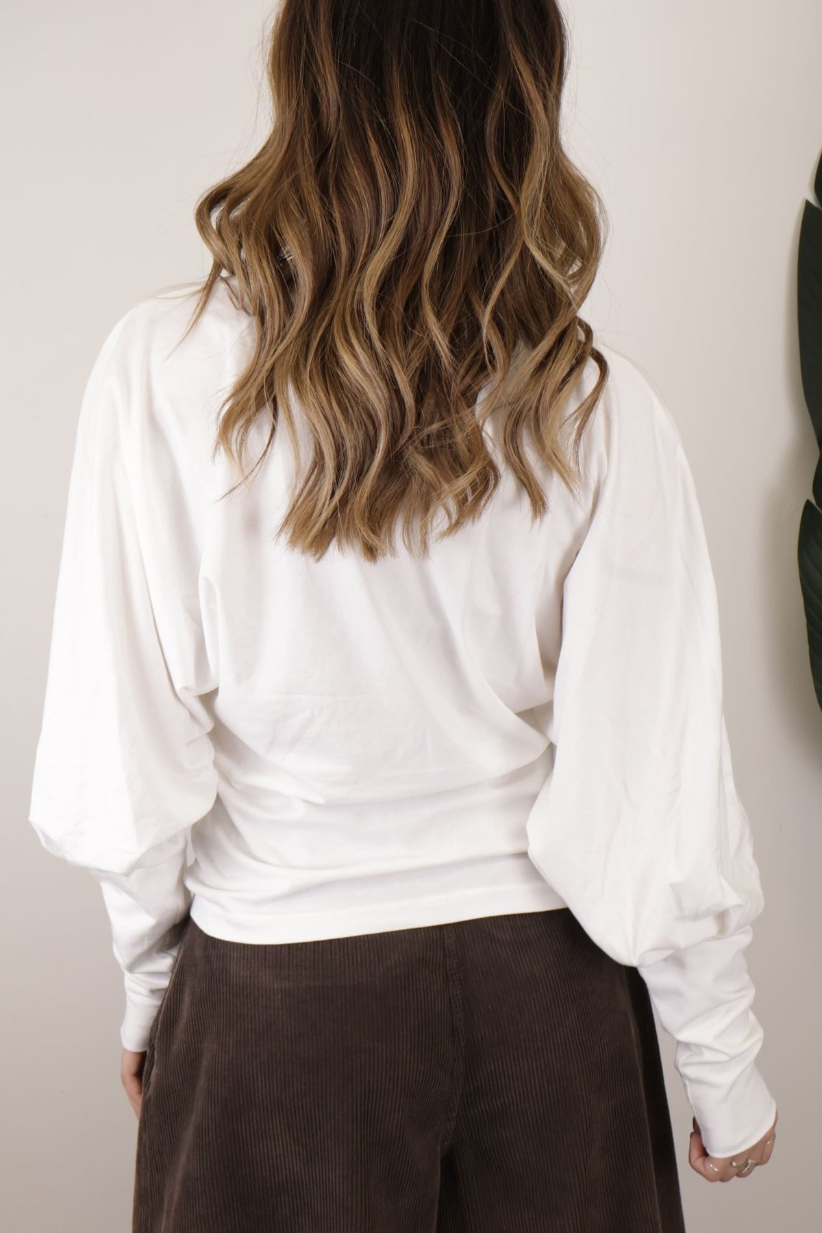 T-shirt avvitata con maniche a pipistrello Tensione In - GiuGiò | Shop online