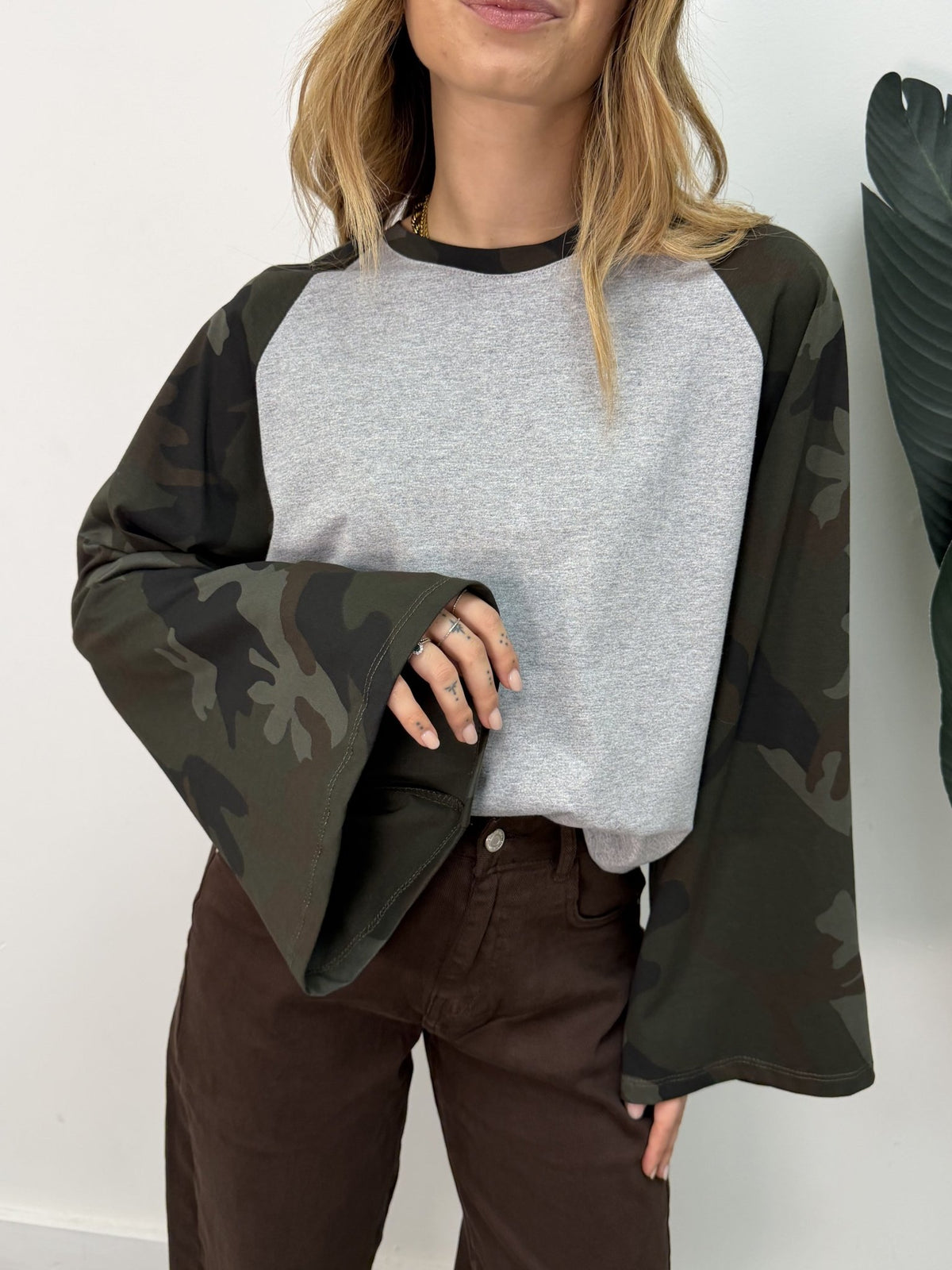 T-shirt baseball maniche a campana camouflage Vicolo - GiuGiò | Shop online