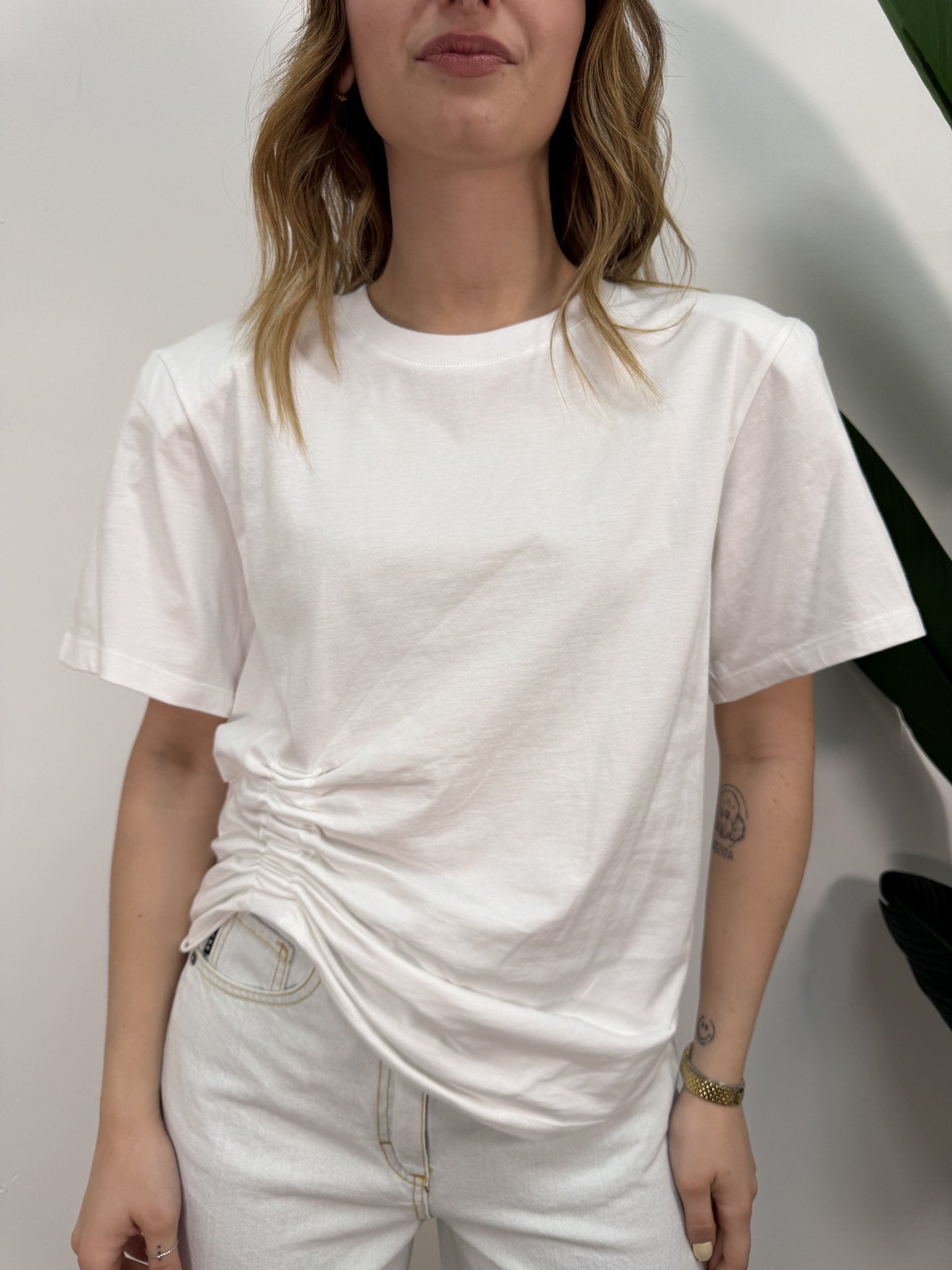 T-Shirt con spalline ripresa sul fianco VICOLO - GiuGiò | Shop online