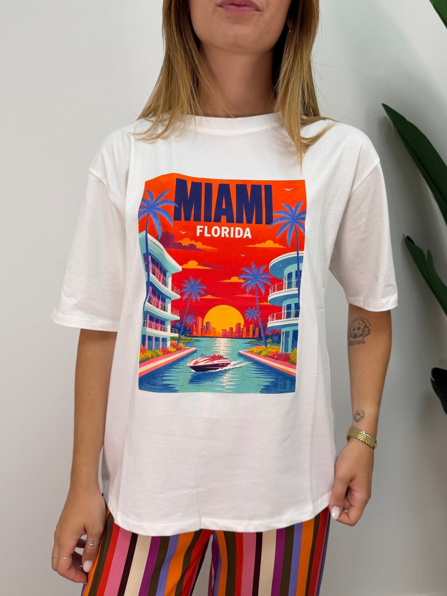 T-shirt francobollo Miami Susy Mix - GiuGiò | Shop online